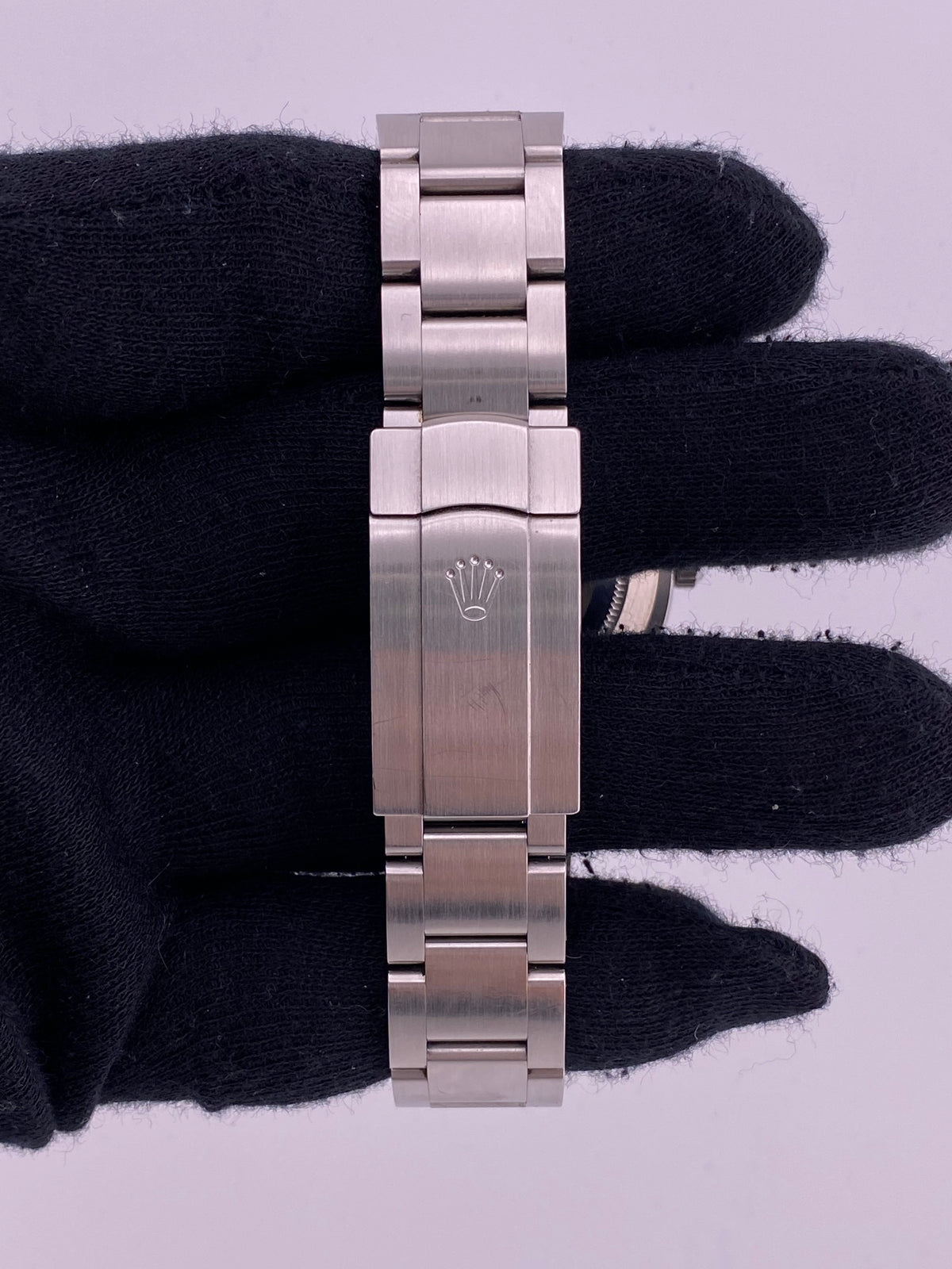 Rolex Airking Black Dial on Oyster Ref. 116900 Card 2017 — view 4