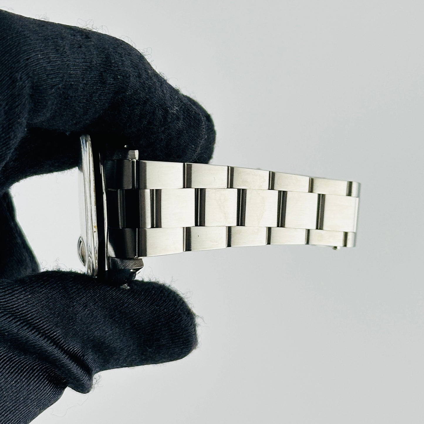 Rolex Oyster Perpetual Date Silver Stick Dial on Oyster Bracelet Ref. 15000 1986 — view 5