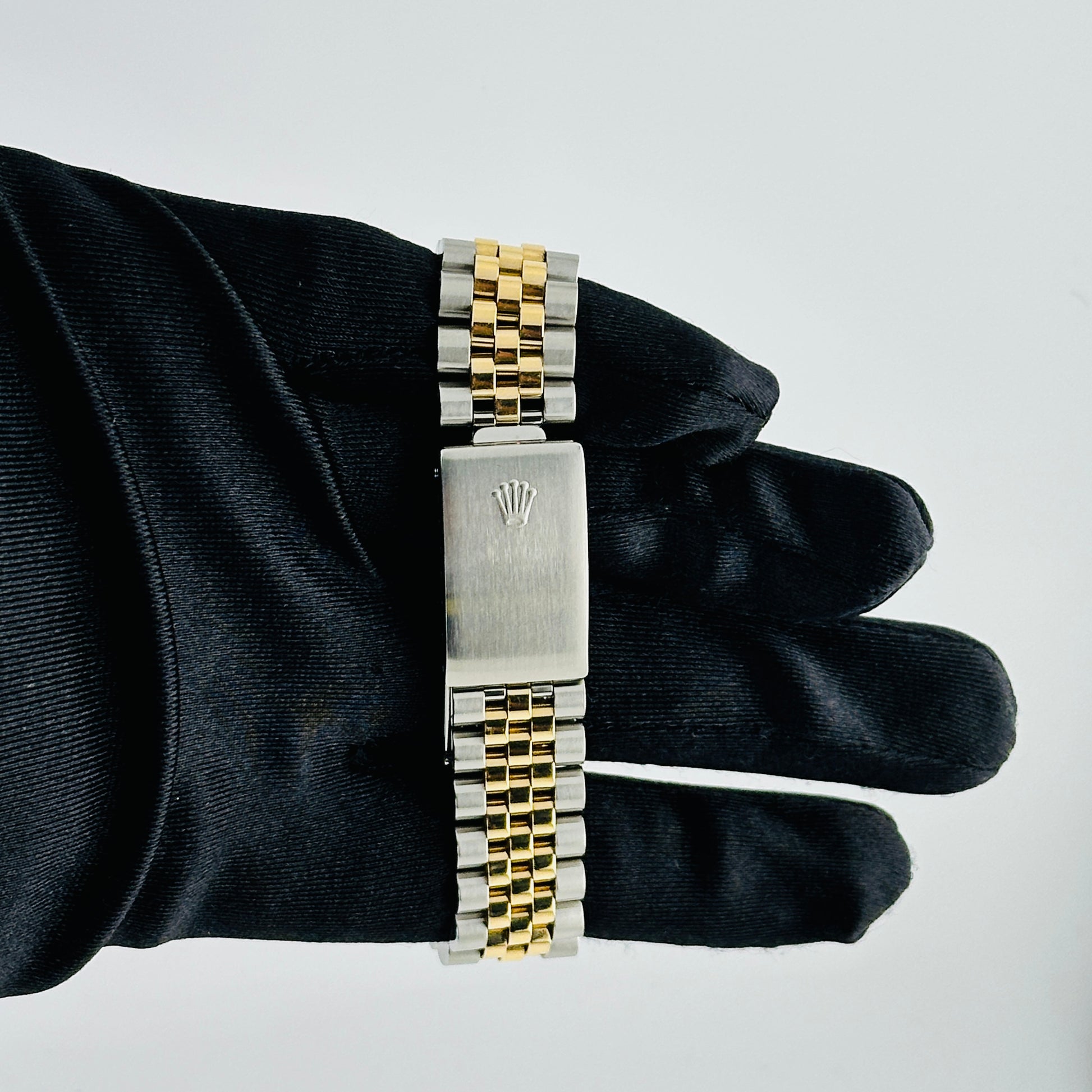 Rolex Datejust Champagne Diamond Factory Dial on D Link Jubilee Ref. 16233 1991 — view 4