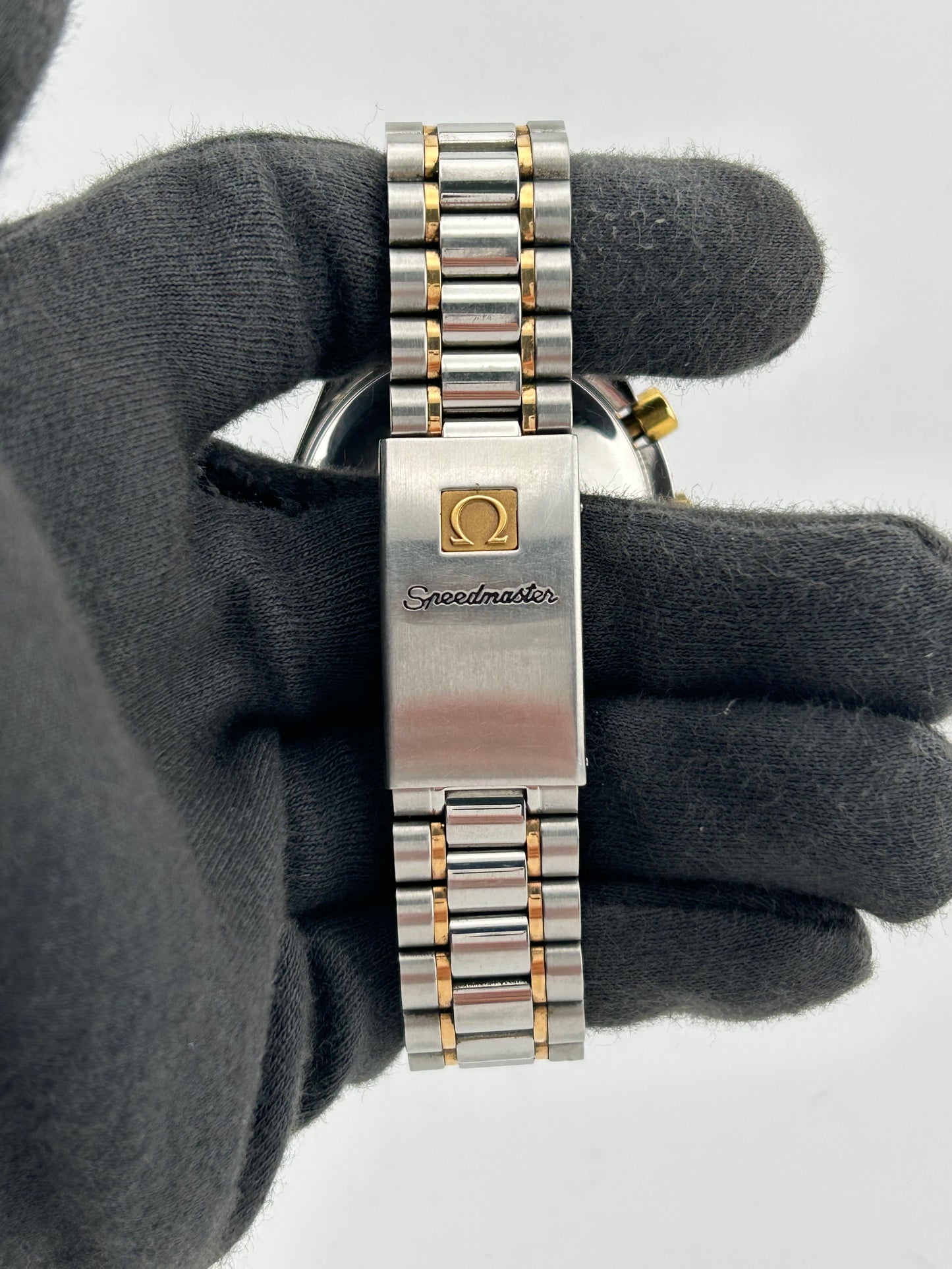 Omega Speedmaster Black Dial on 2 Tone Rose Gold & Stainless Steel Bracelet Ref. 3316.50 — view 4