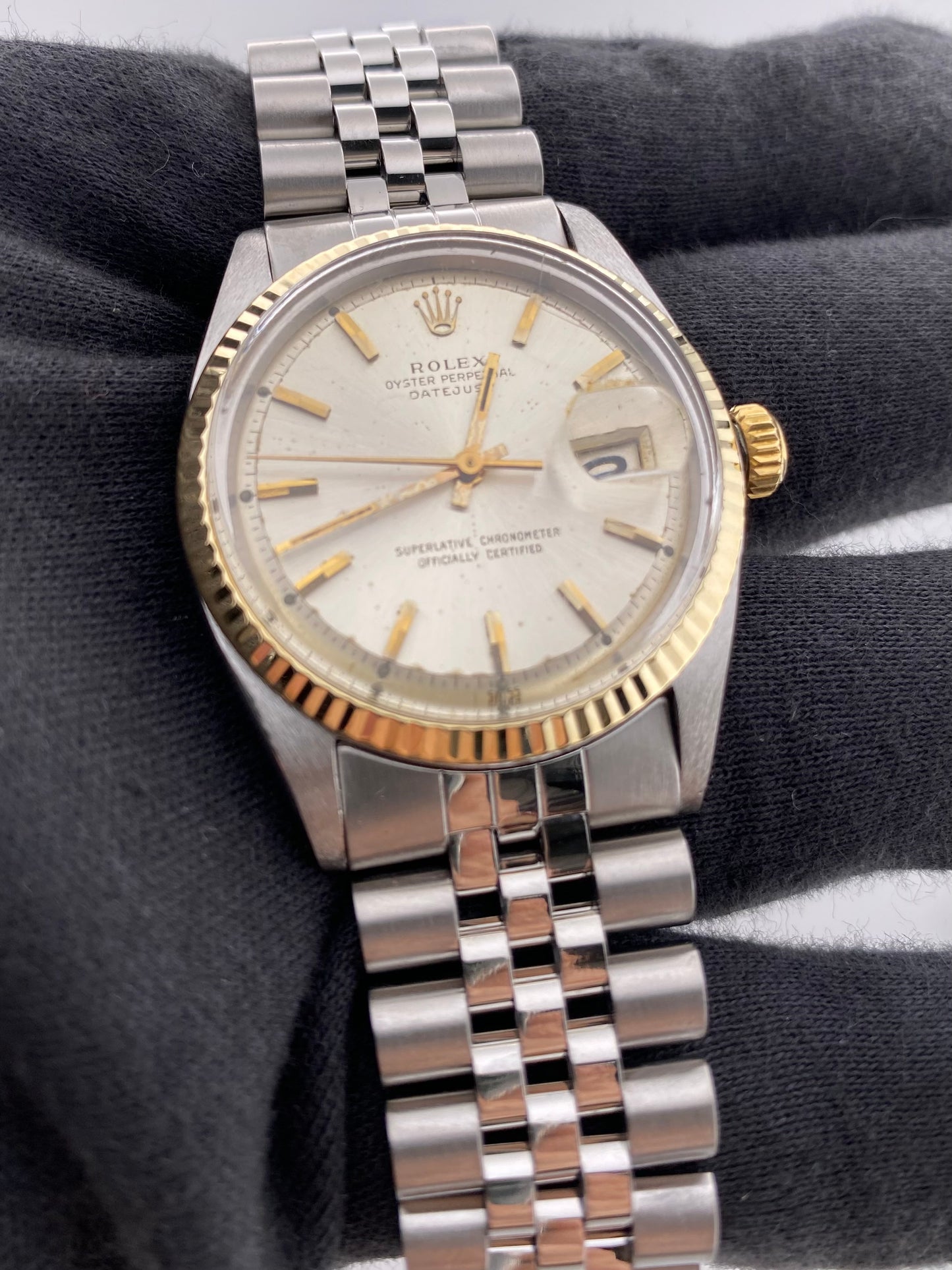 Rolex Datejust Silver With Gold Sticks / Has Spots Dial on D Link Jubilee Bracelet Steel Ref. 1601 1987 — view 2