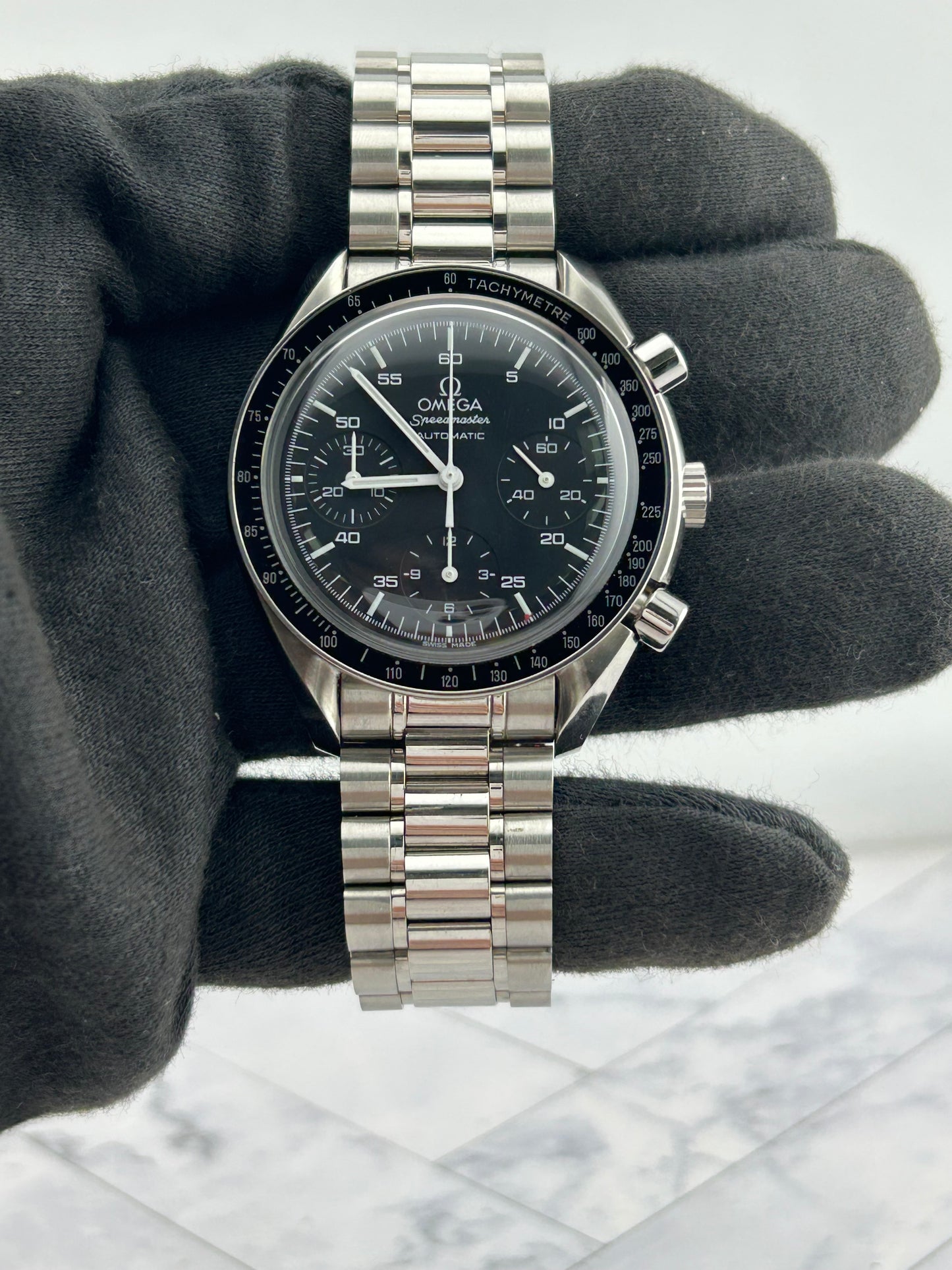 Omega Speedmaster Reduced Black Dial on Stainless Steel Bracelet Ref. 3510.50.00 Card — view 2