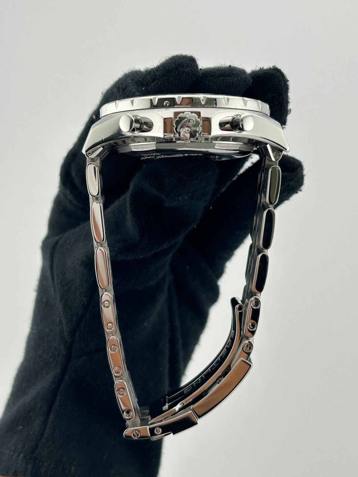 Breitling Bentley Motors T Speed Silver Dial on Stainless Steel Bracelet Ref. A25365/A257G75SPS Papers 2009 — view 6