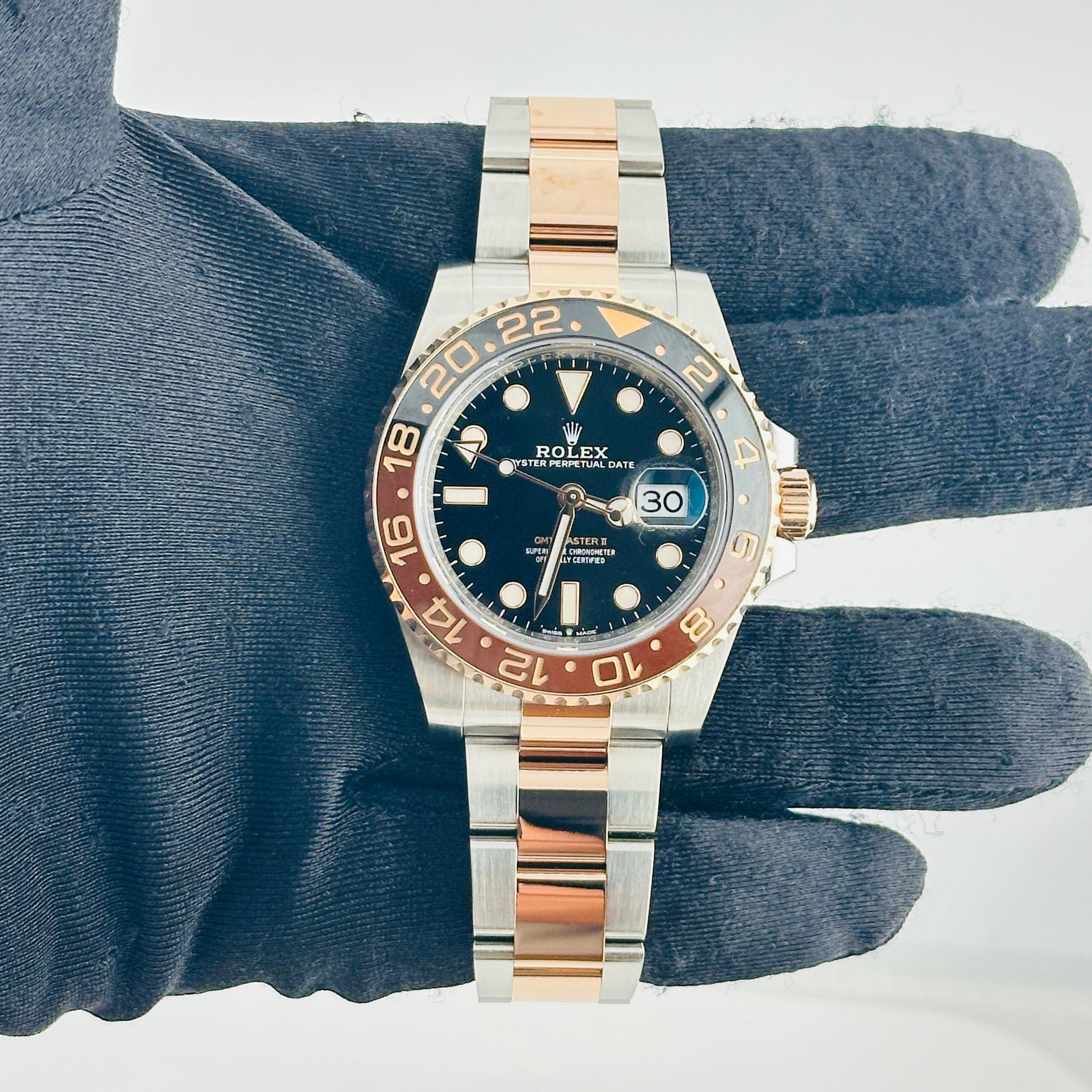 Rolex GMT-Master II "Root Beer" Black Dial on Oyster Bracelet Ref. 126711CHNR Card 2019 — view 2