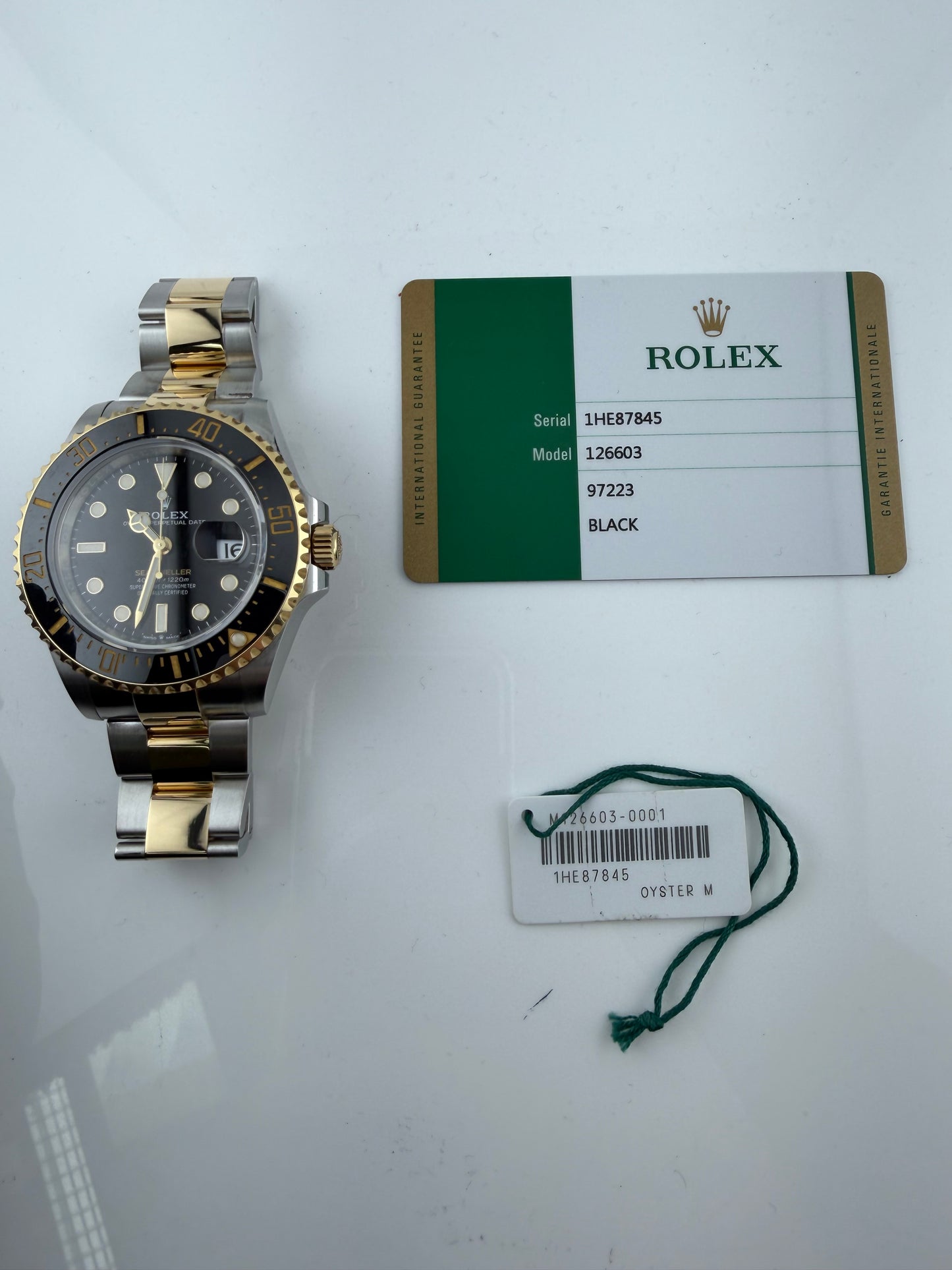 Rolex Sea-Dweller Black Dial on Oyster Ref. 126603 Card 2020 — view 6