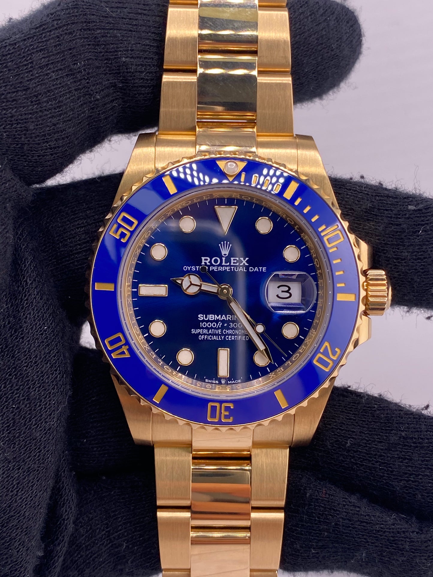 Rolex Submariner Blue Dial on Oyster Ref. 126618LB Card 2022 — view 2