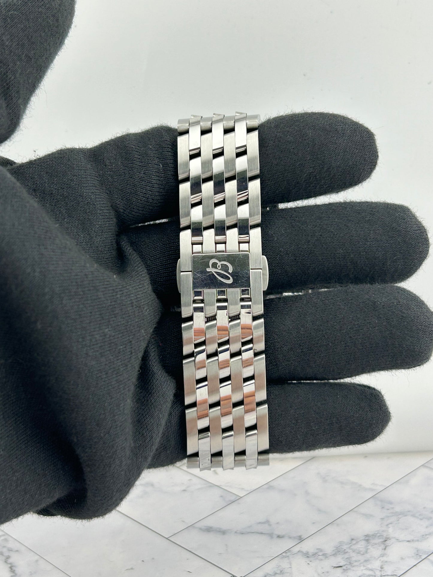 Breitling Navitimer B01 Chronograph Black Dial on Stainless Steel Bracelet Ref. AB0137211B1A1 Card 2024 — view 4