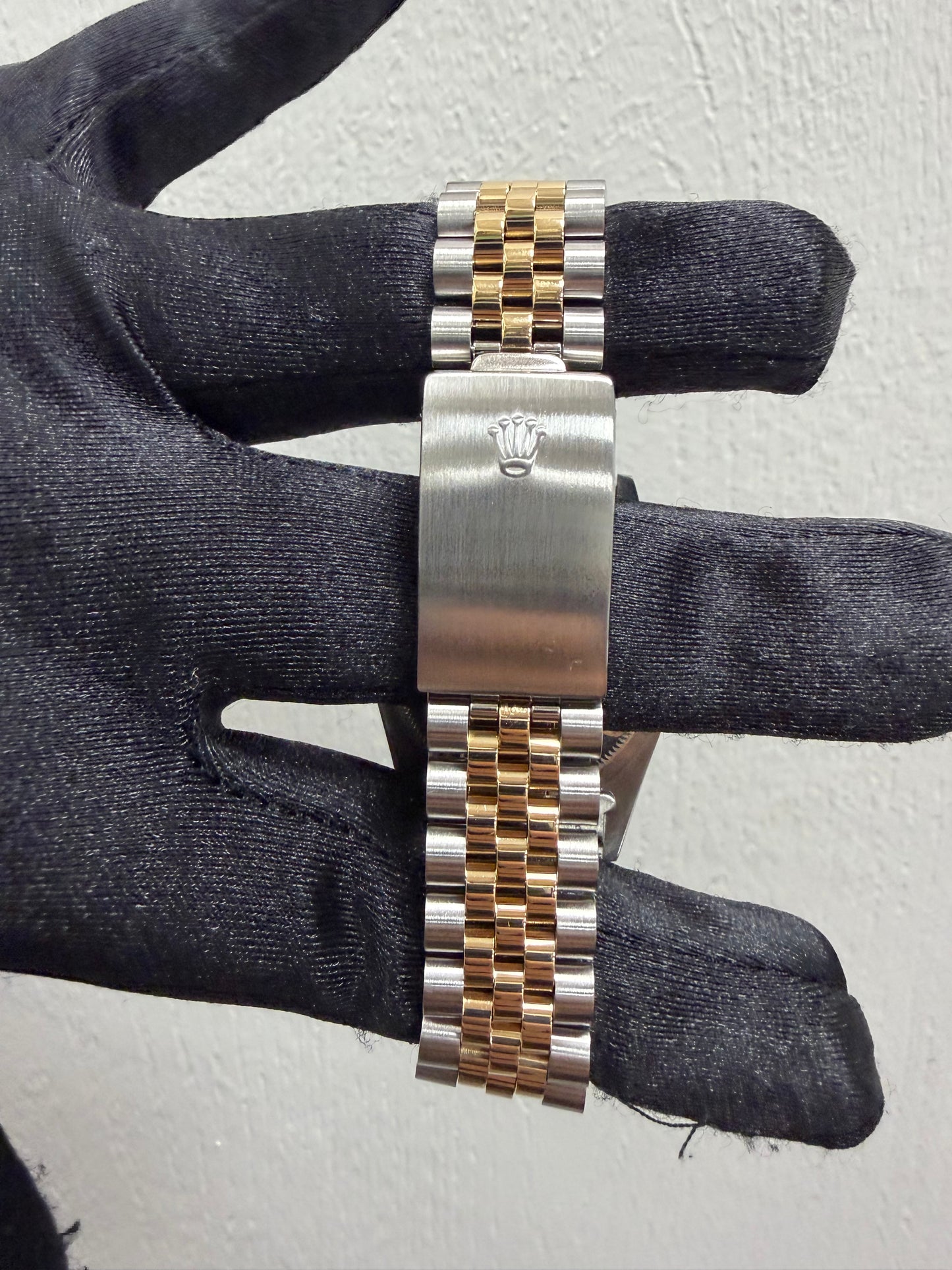 Rolex Datejust Champagne Stick Dial on Jubilee Ref. 16233 Papers 1990 — view 3