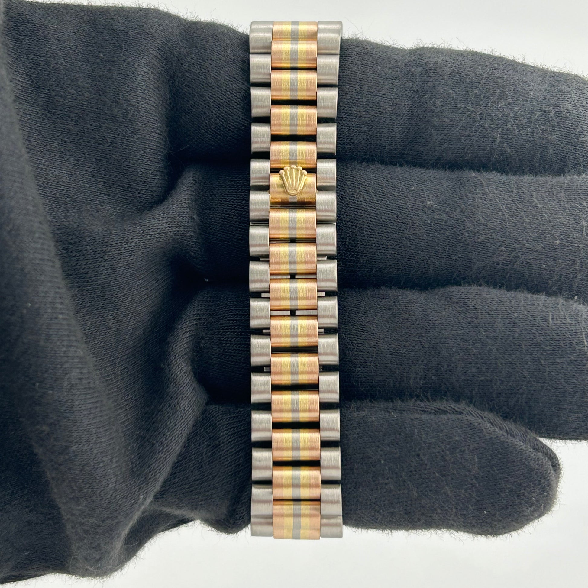 Rolex Datejust President Champagne Diamond Dial on Jubilee Ref. 68279 Papers 1993 — view 3