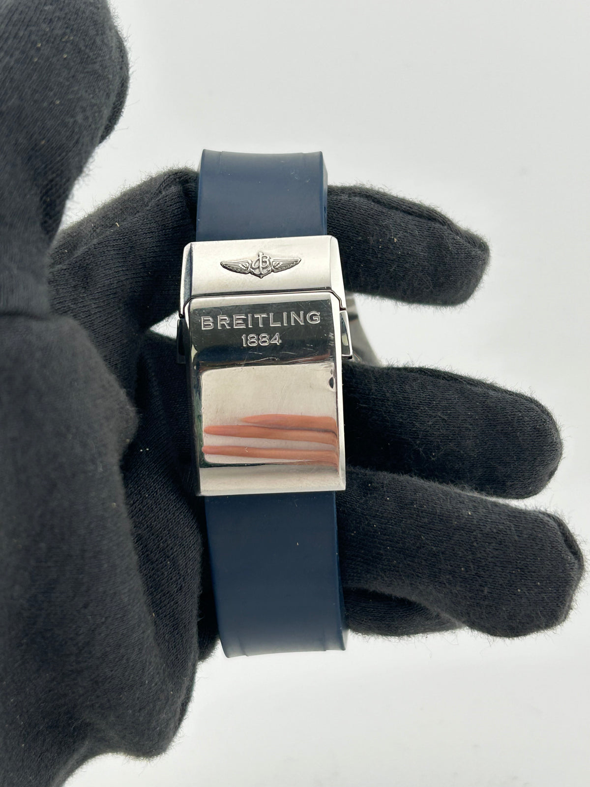 Breitling Avenger Seawolf Blue Dial on Rubber Band Ref. A1733010/C756 Complete 2009 — view 4