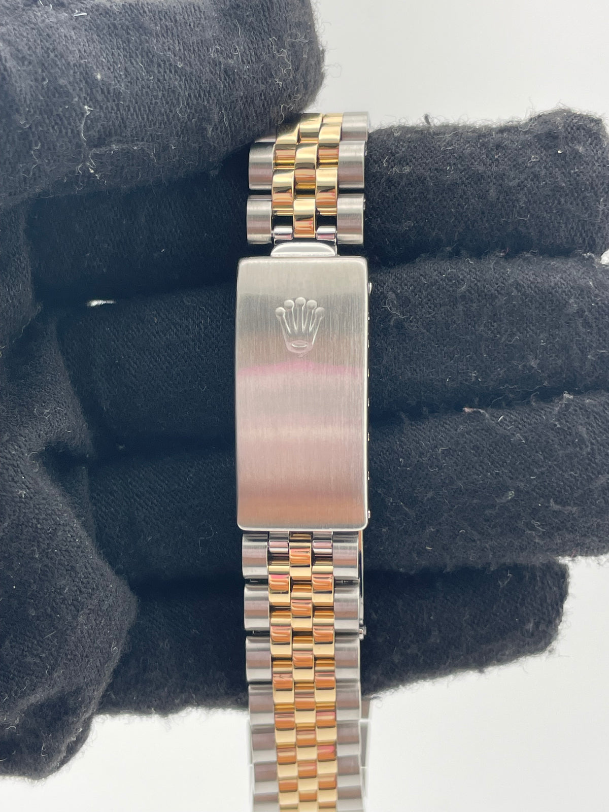 Rolex Datejust Champagne Stick Dial on Jubilee Ref. 68273 Papers Open Date — view 4
