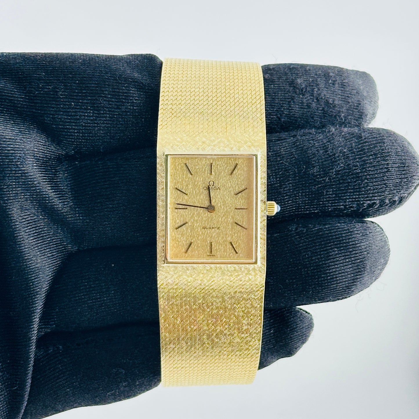 Omega Vintage Cocktail Gold Linen Stick Dial on Mesh Ref. 19130063913006