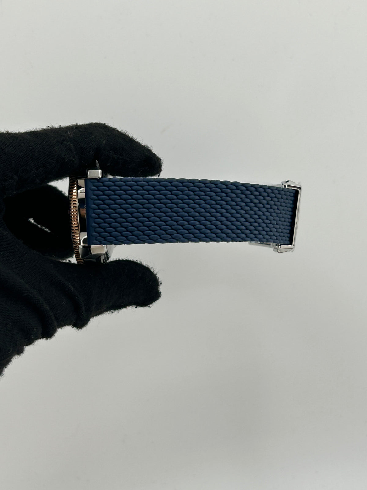 Breitling Superocean H√©ritage II B20 Automatic Blue Dial on Rubber Strap Ref. UB2010161C1S1 Complete 2026 — view 5