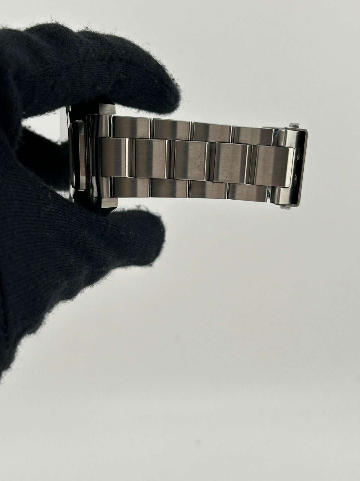 Tag Heuer Aquaracer Black Dial on Stainless Steel Bracelet Ref. WBD1110.BA0928 — view 5