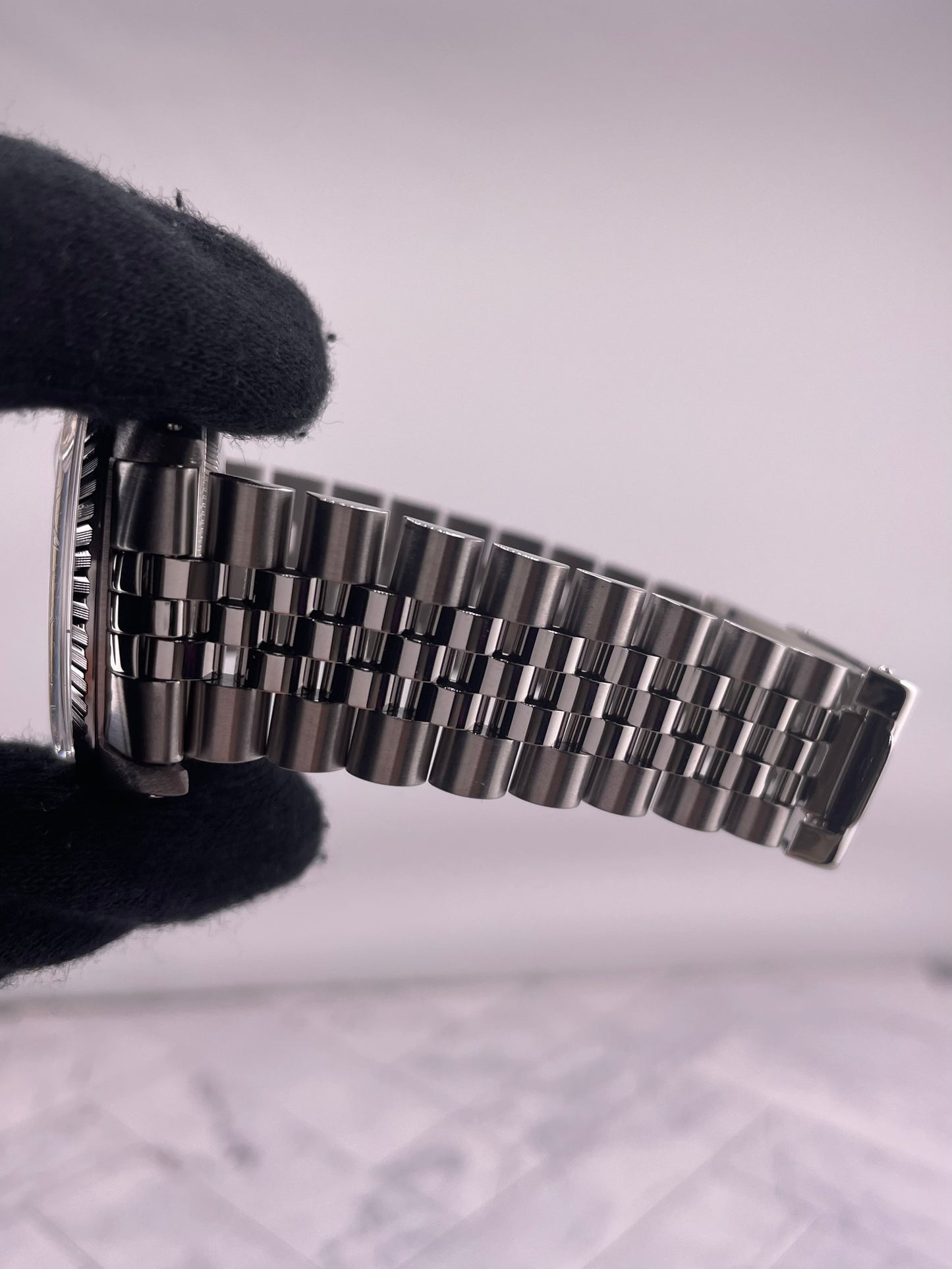 Rolex Datejust Silver Stick Dial on Jubilee Ref. 16030 1981 — view 5