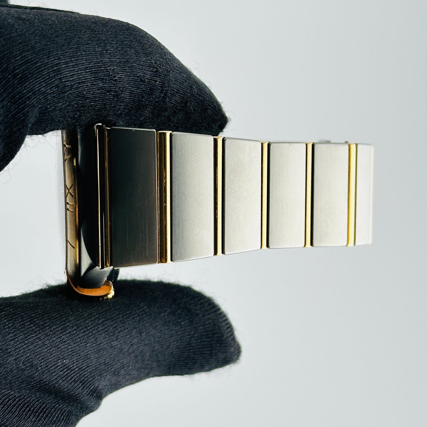Omega Constellation Black Dial Ref. 123.20.35.20.01.001 — view 3