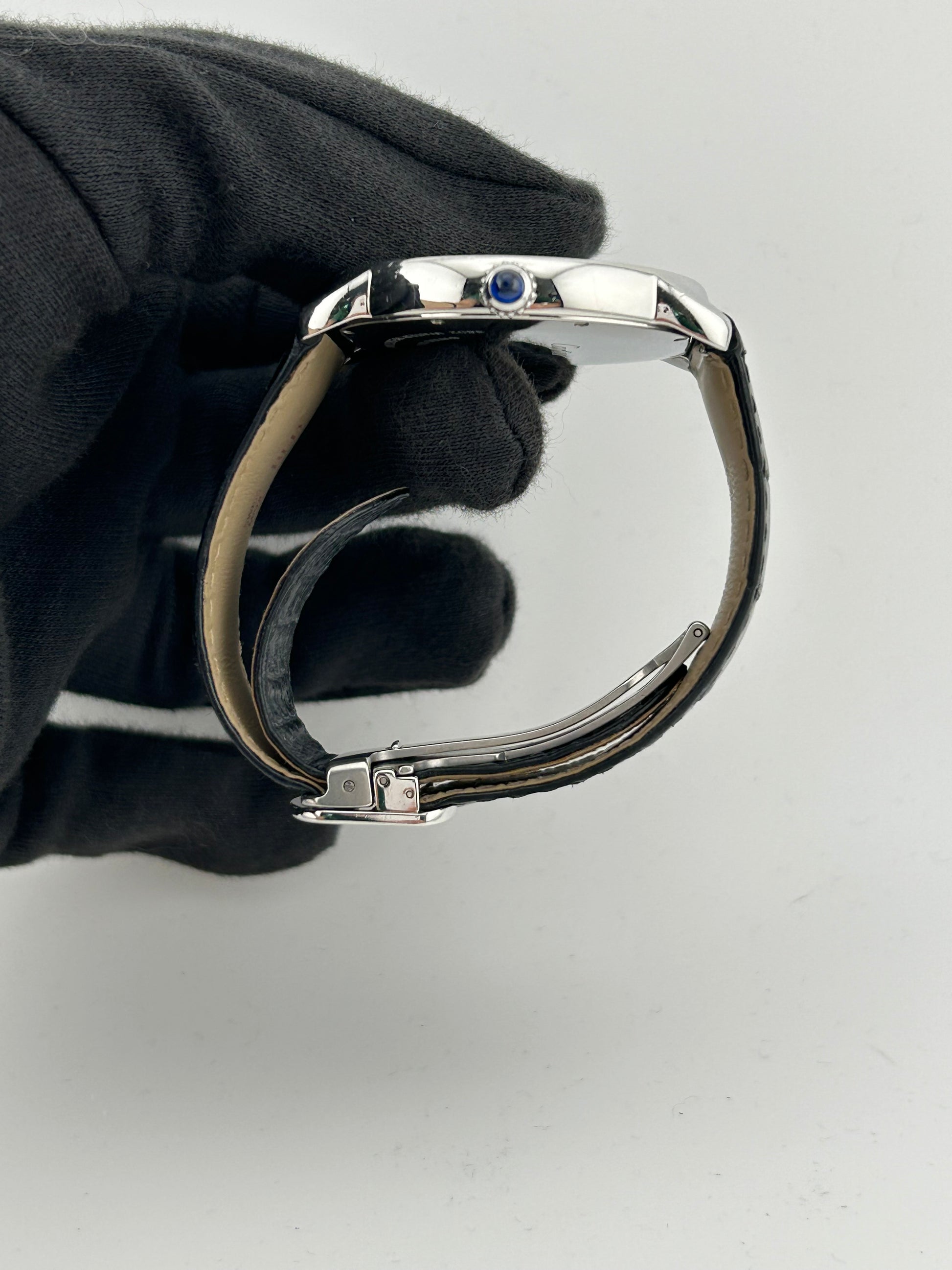 Cartier Ronde Solo Silver Roman Numerals Dial on Black Leather Band Ref. WSRN0022 — view 5