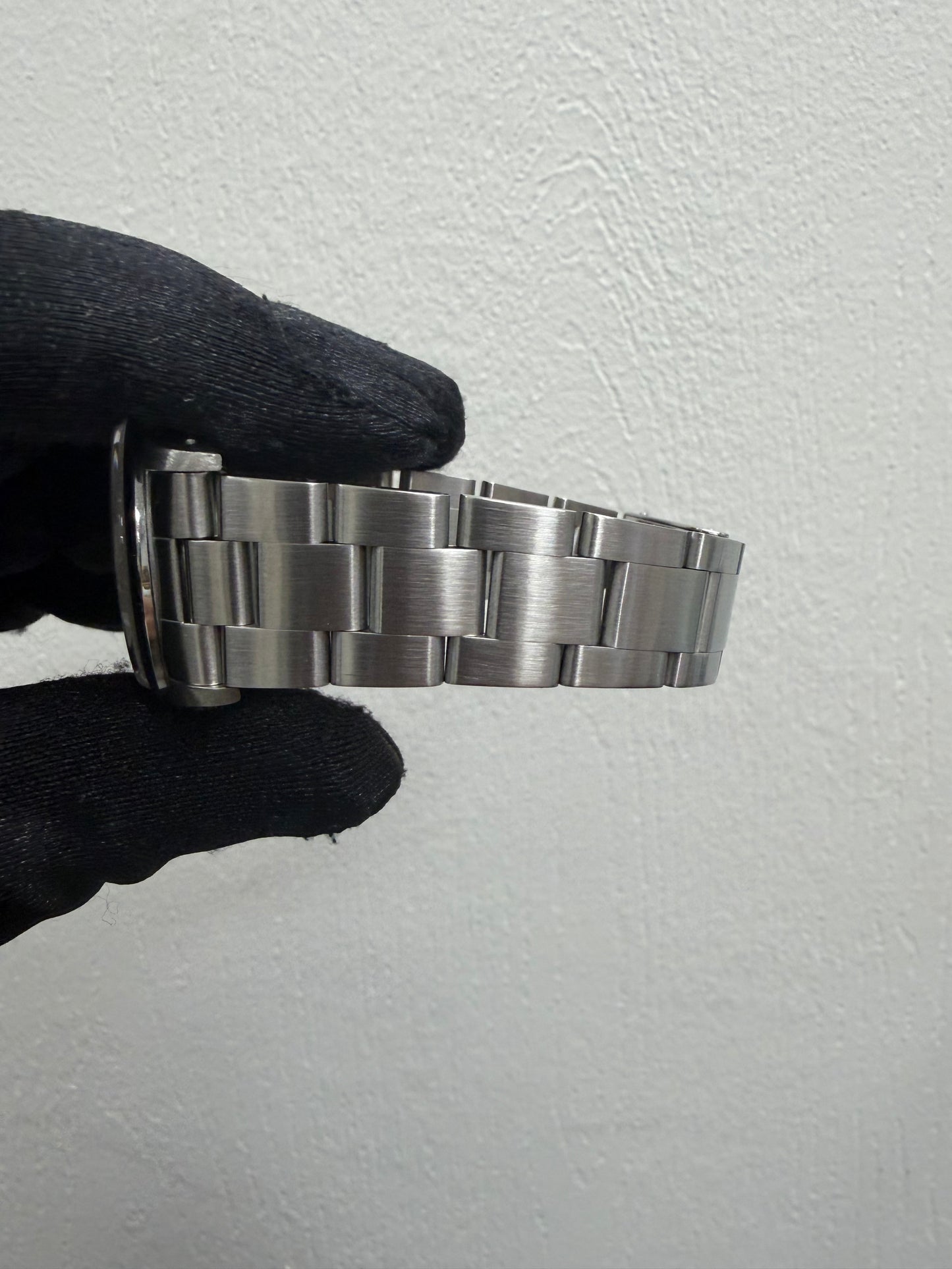 Rolex Air-King Silver Dial on Oyster Ref. 14000 1991 — view 4