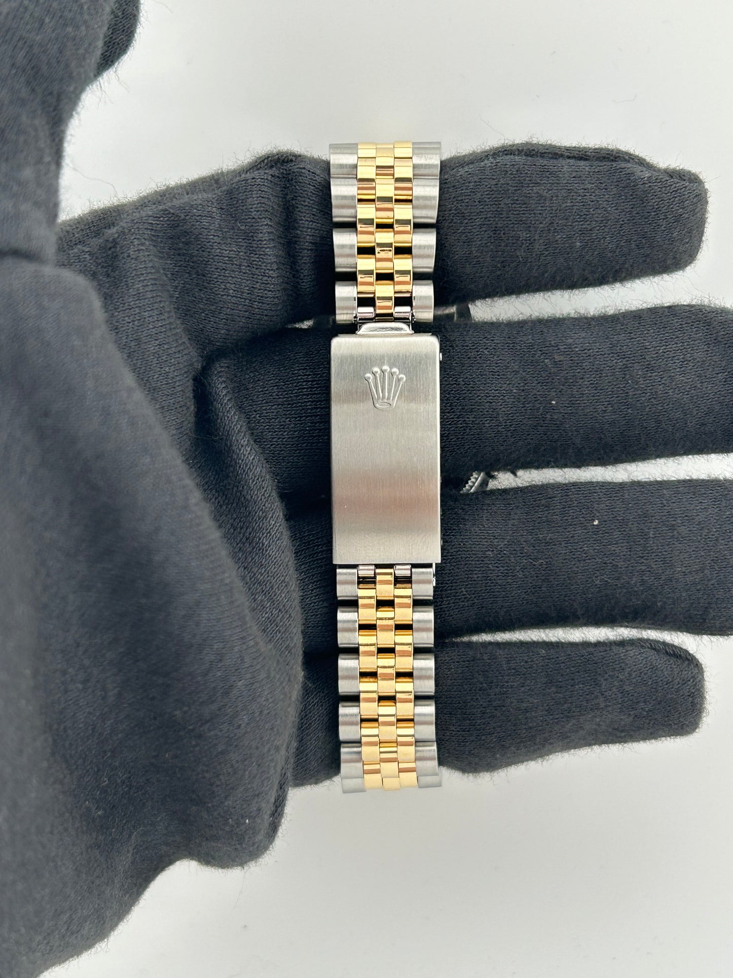 Rolex Datejust Champagne Stick Dial on D Link Jubilee Bracelet Ref. 68273 1984 — view 4