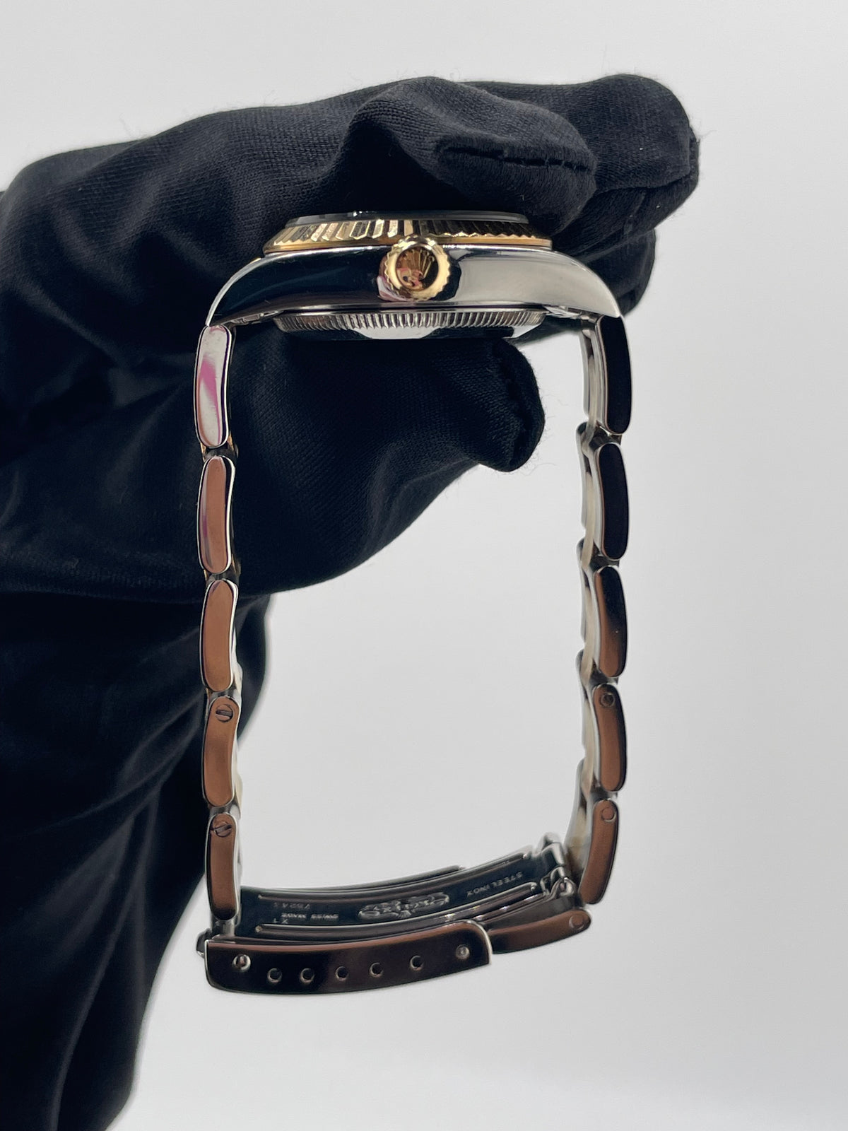 Rolex Oyster Perpetual Gold/ Diamond Markers Dial on Oyster Bracelet Ref. 76193G — view 5