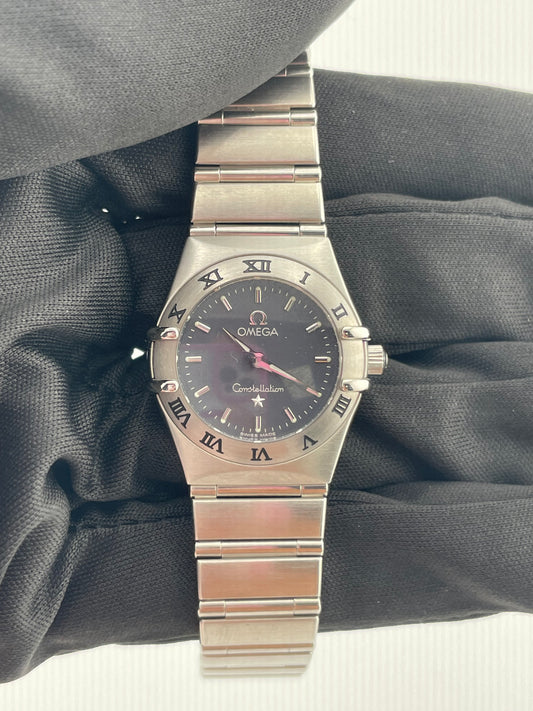 Omega Constellation Navy Gray Dial on Stainless Steel Bracelet Ref. 1562.40.00 Card Open Date — view 2