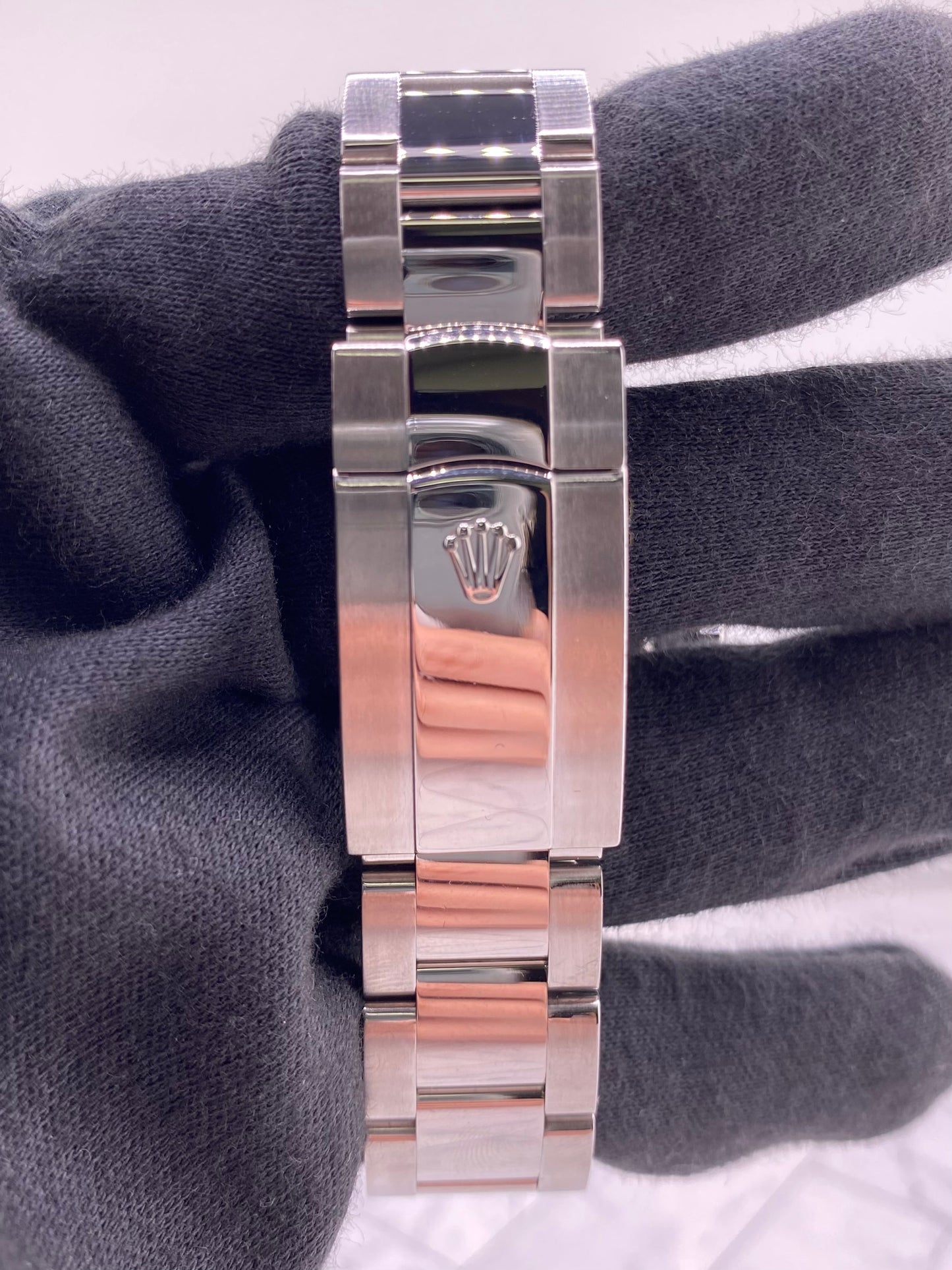Rolex Sky Dweller Blue Dial on Oyster Ref. 326934 Card 2018 — view 4