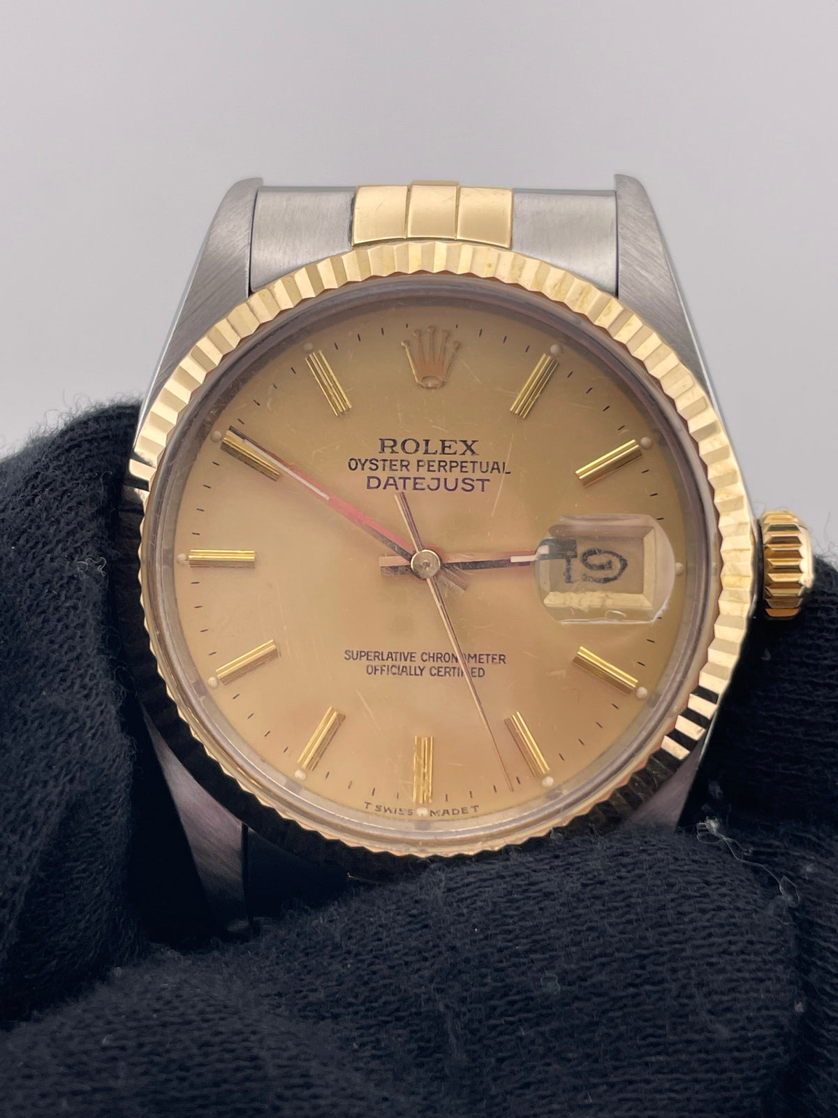 Rolex Datejust Champagne Stick Dial on Jubilee Ref. 16013 1987 — view 3