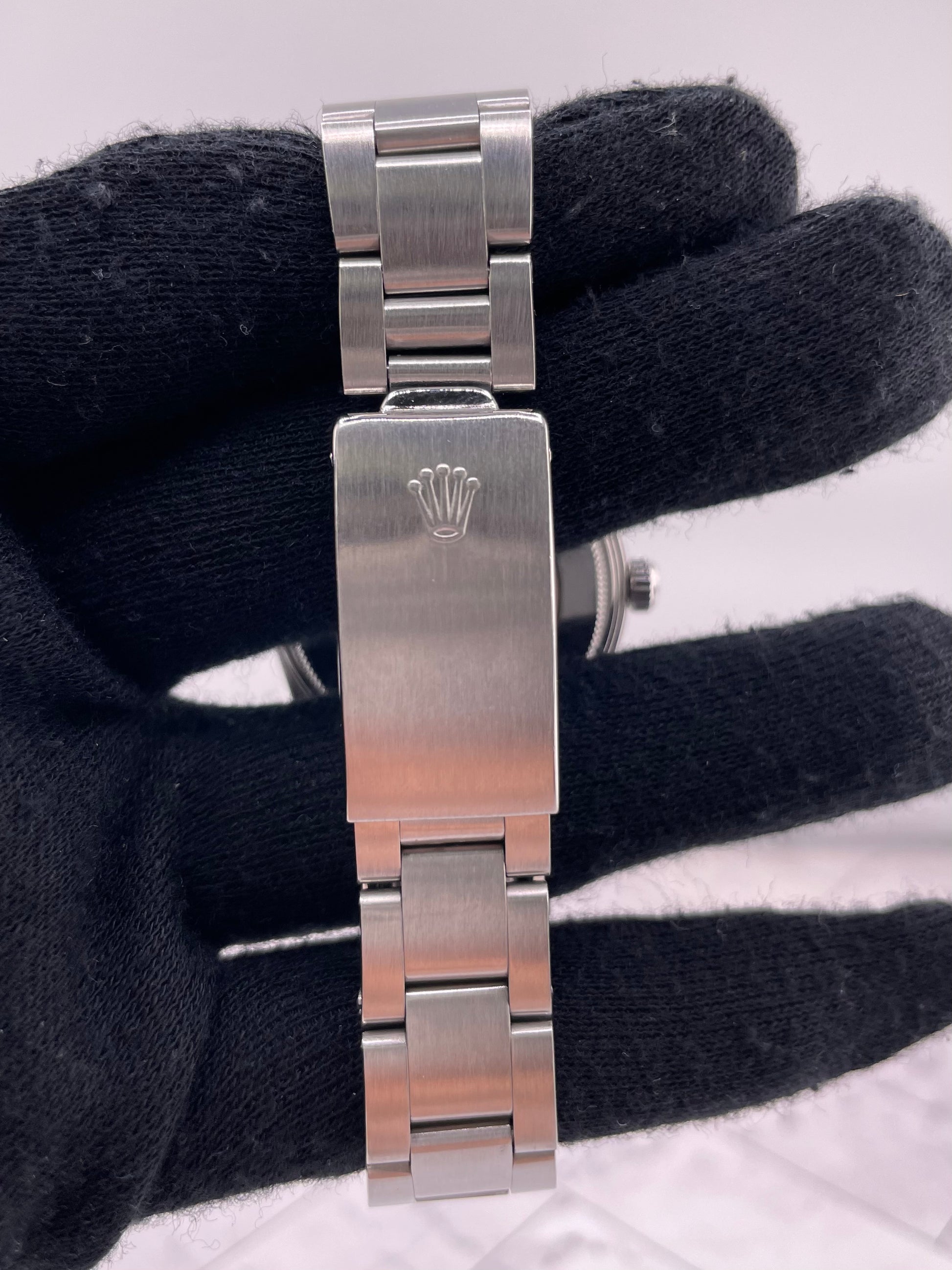 Rolex Oyster Perpetual Date Silver Stick Dial on Oyster Ref. 15000 1987 — view 4