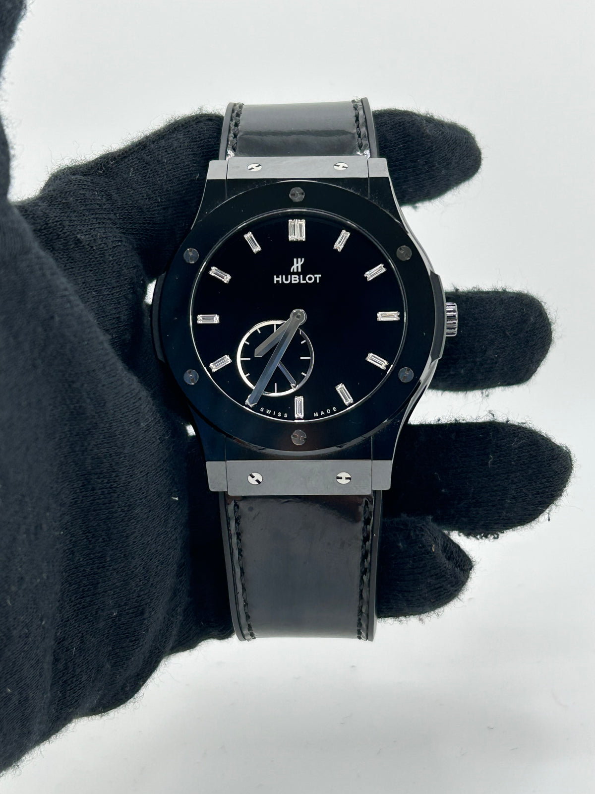Hublot Classic Fusion Clasico Ultra Thin Black Dial on Black Rubber Band Ref. 515.CS.1270.VR — view 2