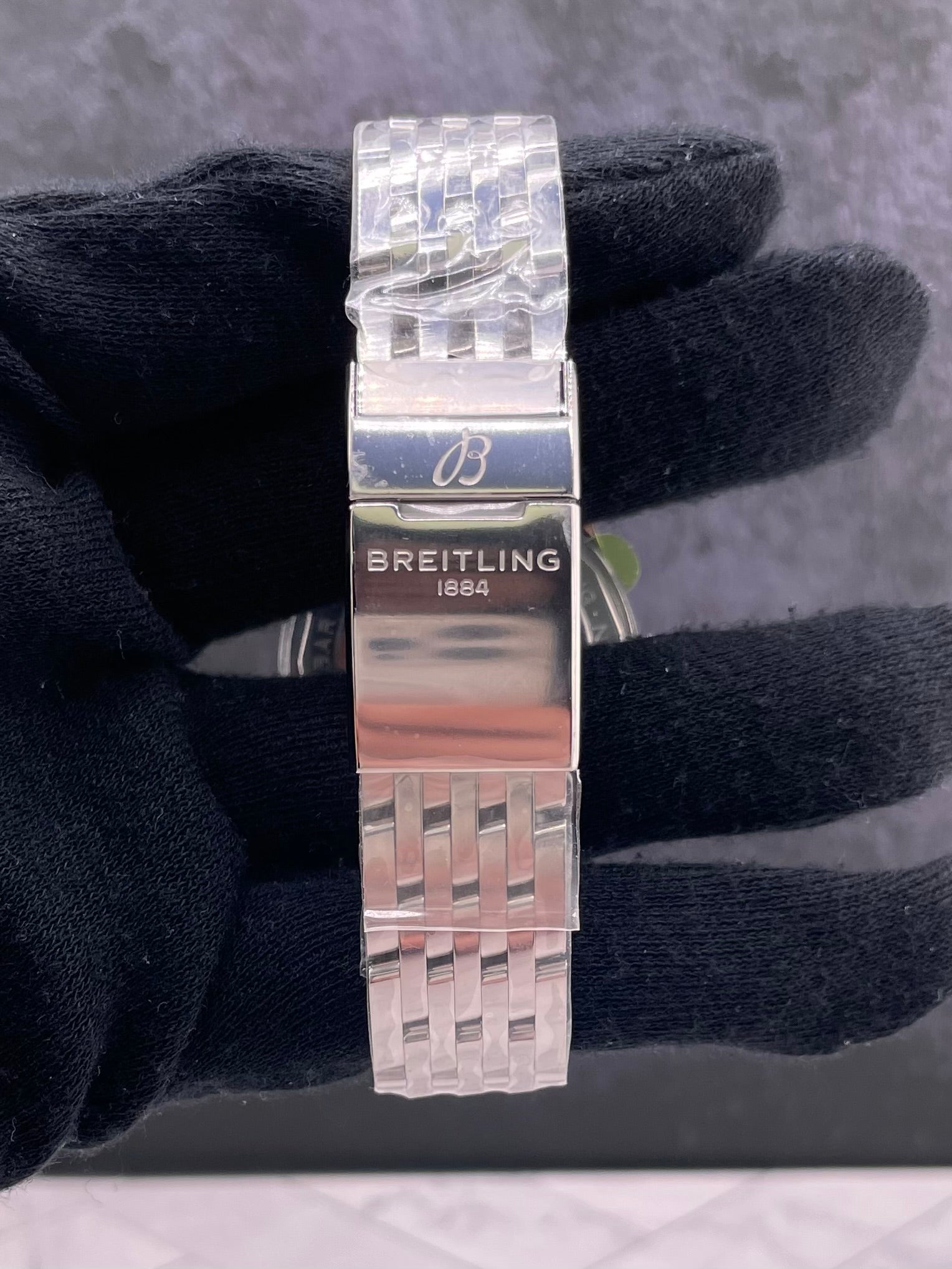 Breitling Navitimer Automatic Mop Dial on Bracelet Ref. A17395211A1A1 Card 2026 — view 4