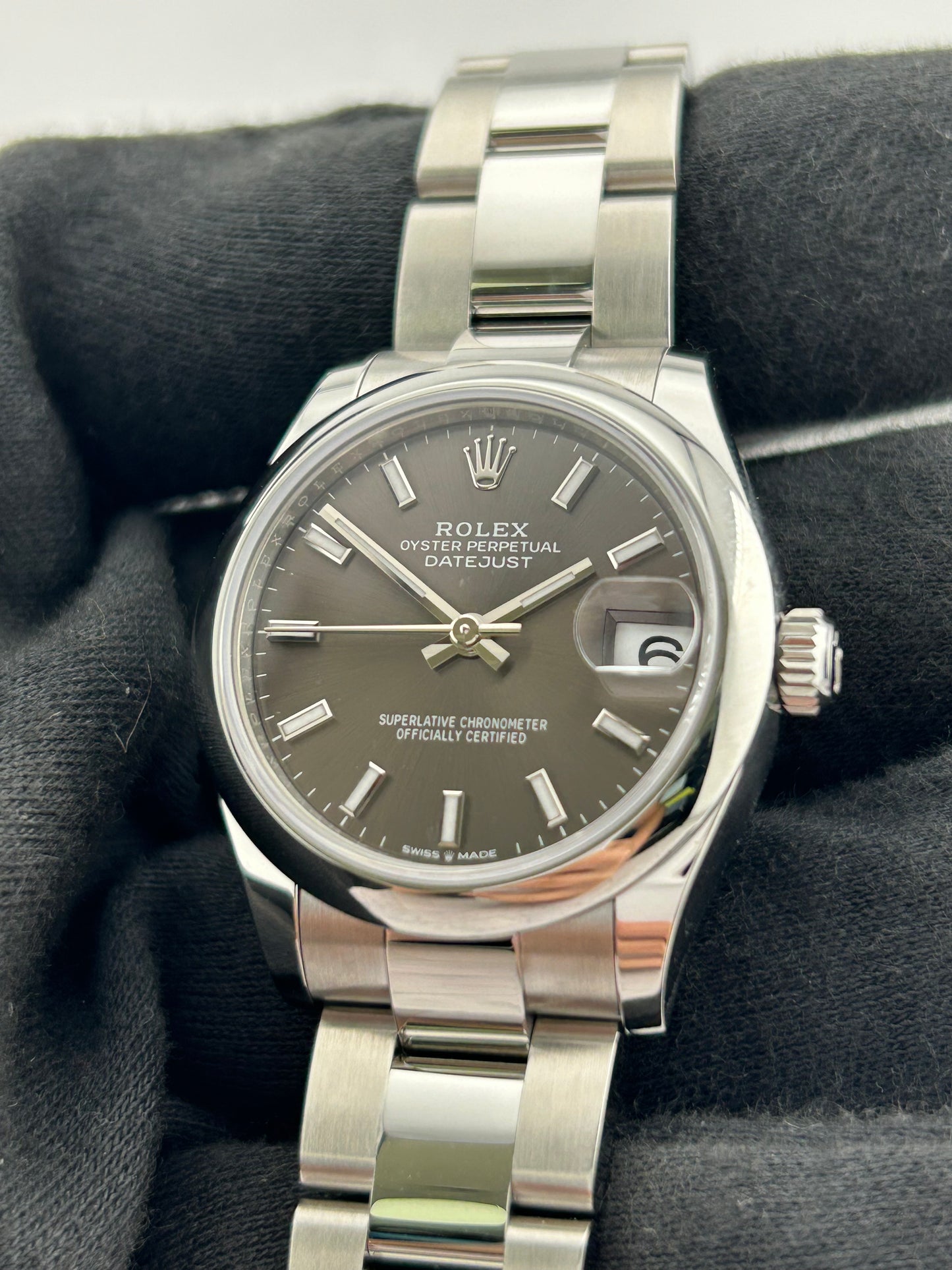 Rolex Datejust 31 Dark Grey Index Dial on Oyster Bracelet Ref. 278240 Card 2026 — view 3