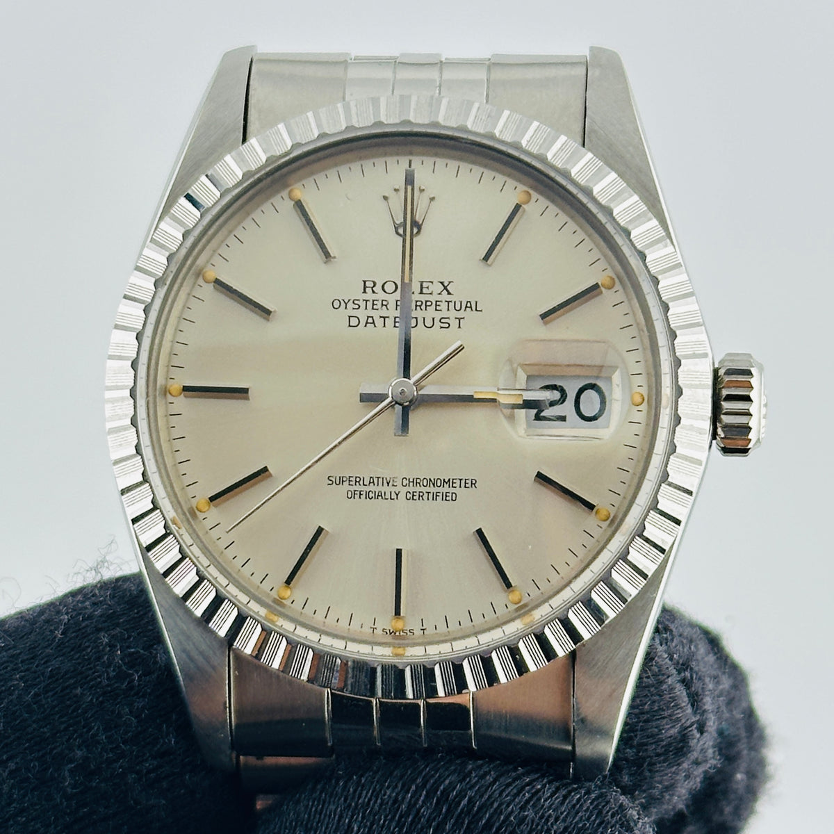 Rolex Datejust Silver Stick Dial on Jubilee D Link Bracelet Ref. 16030 1982 — view 2