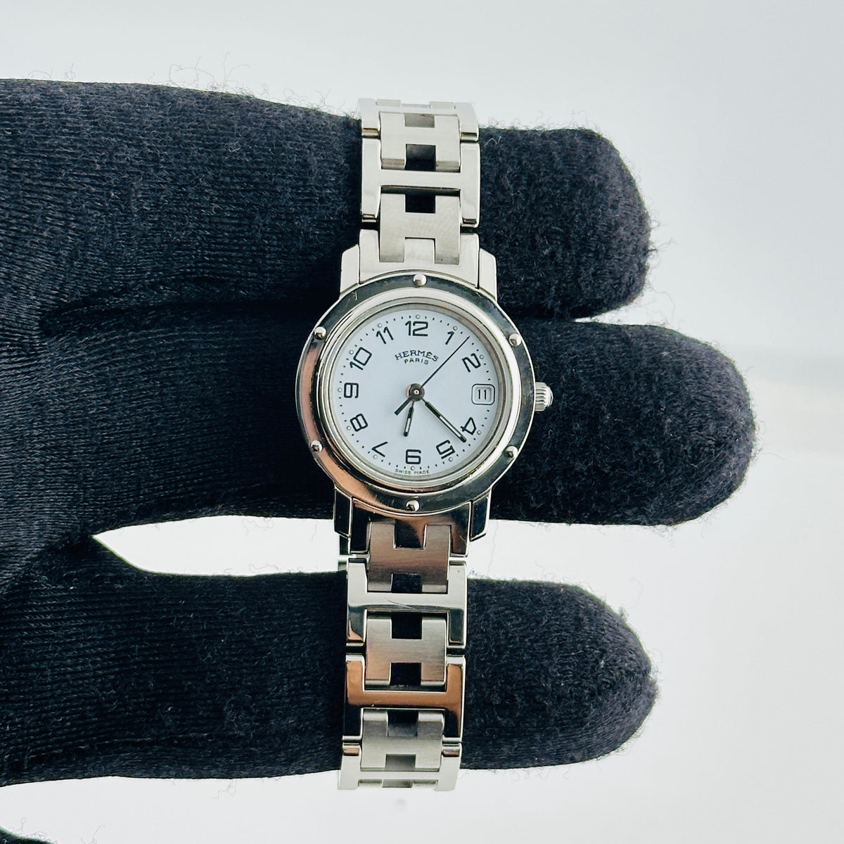 Hermes Clipper White / Arabic Numerals Dial on Stainless Steel Bracelet Ref. CL4.210 — view 3