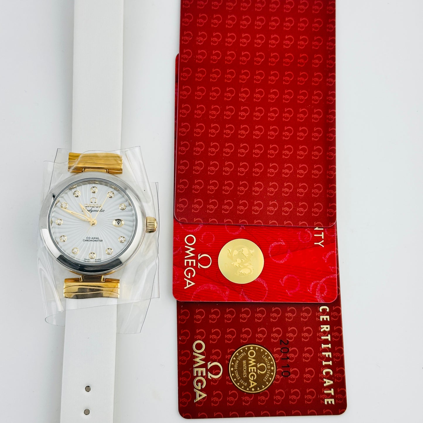 Omega De Ville Ladymatic Supernova Patterned White Mother Of Pearl Dial Set With Diamonds Dial on Leather Ref. 425.22.34.20.55.002 Card Open Date — view 6