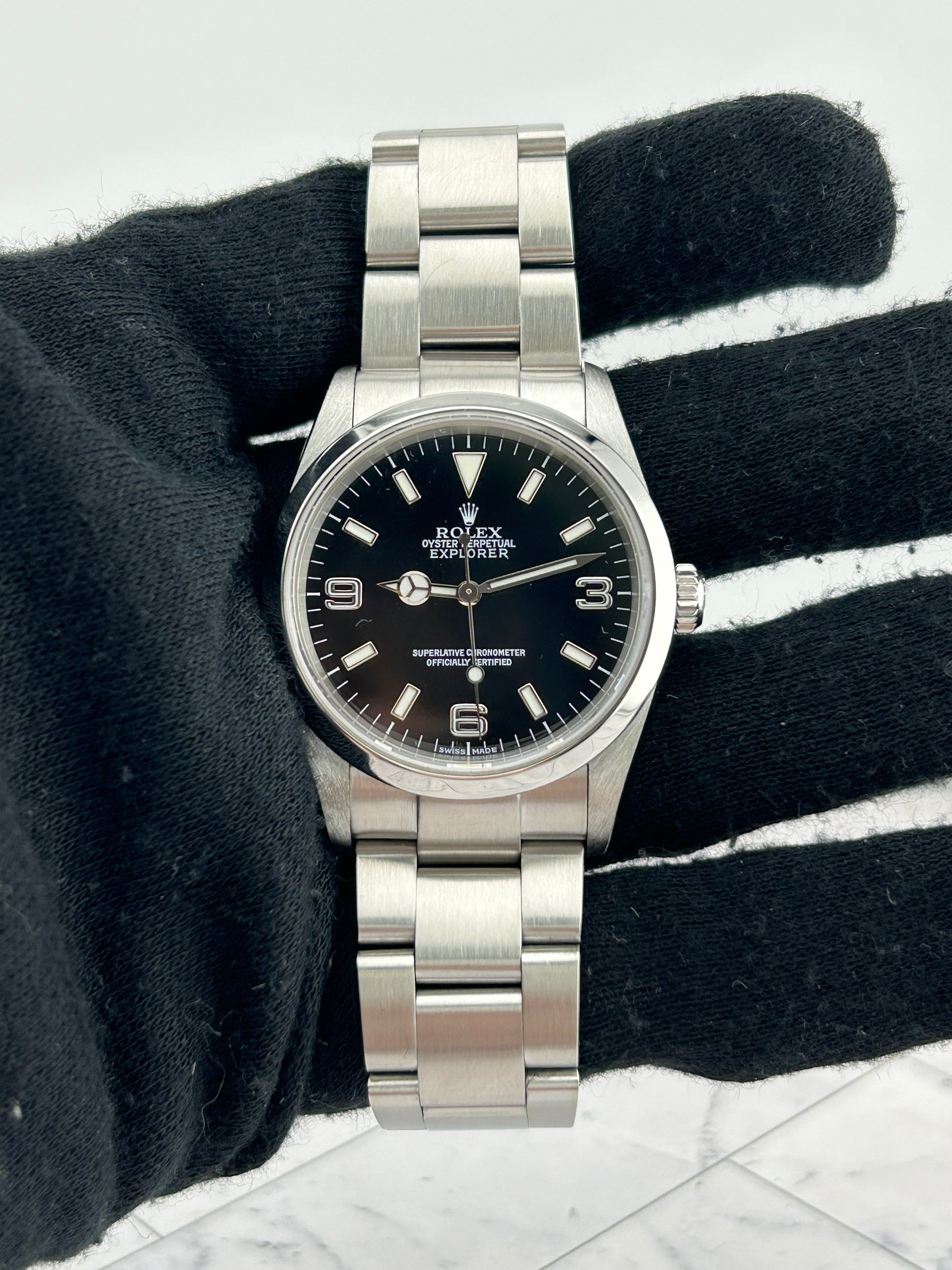 Rolex Explorer I Black Dial on Oyster Ref. 114270 Papers 2003 — view 2