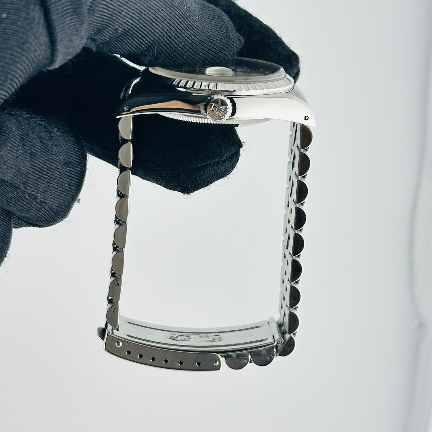 Rolex Datejust Silver Stick Dial on D Link Jubilee Bracelet Ref. 16220 1991 — view 5