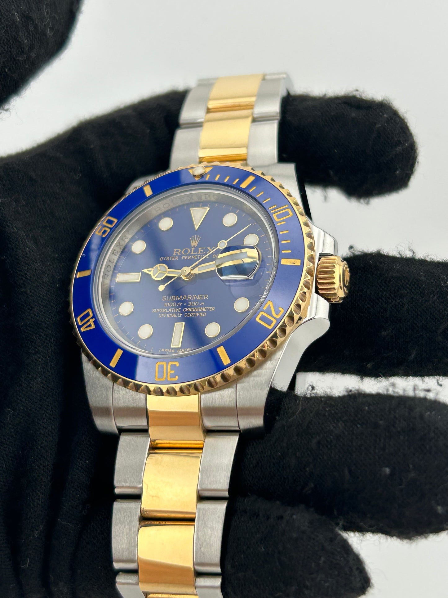 Rolex Submariner Date Blue Dial on 2 Tone Oyster Bracelet Ref. 116613LB Card 2012 — view 3