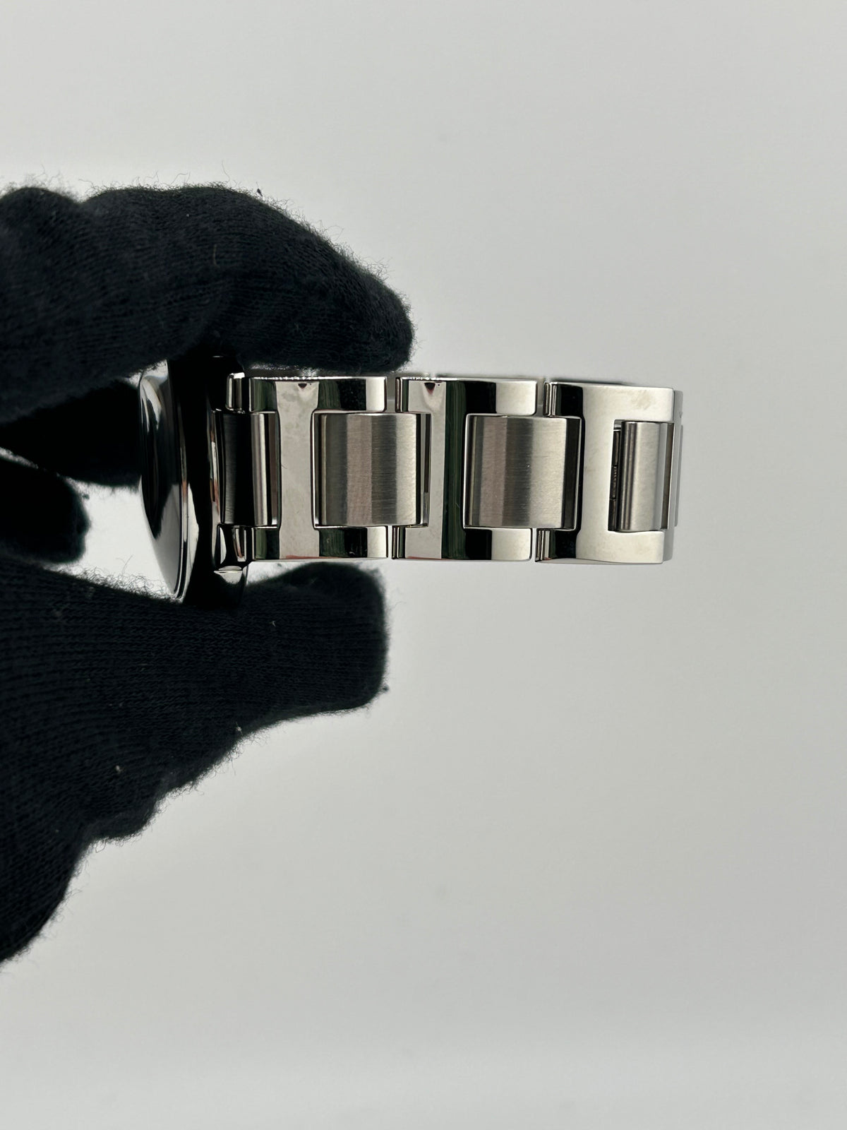 Cartier Ballon Bleu 33 Silver Roman Numerals Dial on Stainless Steel Bracelet Ref. W6920084 — view 5