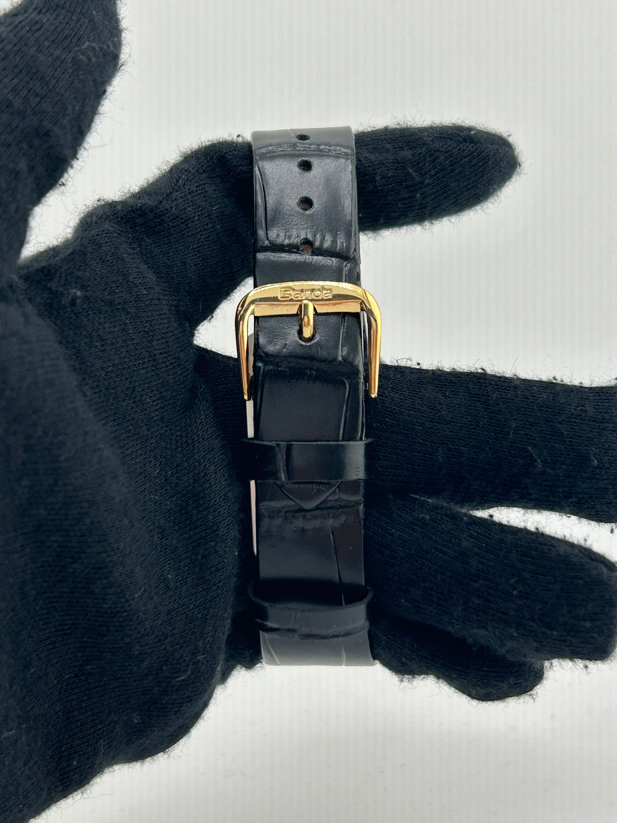 Rolex Datejust 36 Champagne Stick Dial on Generic Black Leather Strap Ref. 16233 1989 — view 4