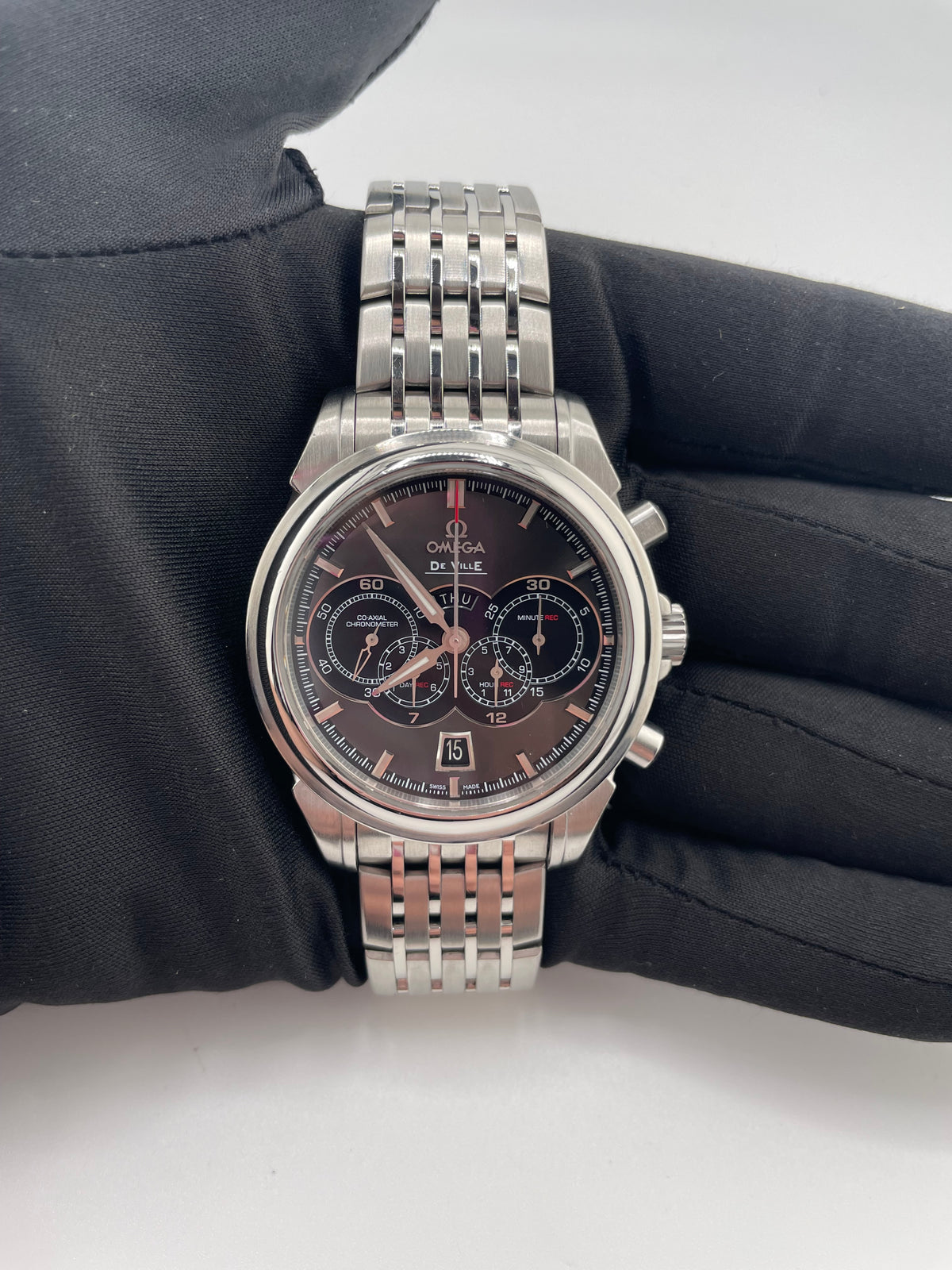Omega De Ville Co-Axial Grey Dial on Stainless Steel Bracelet Ref. 422.10.41.52.06.001 Complete Open Date — view 3