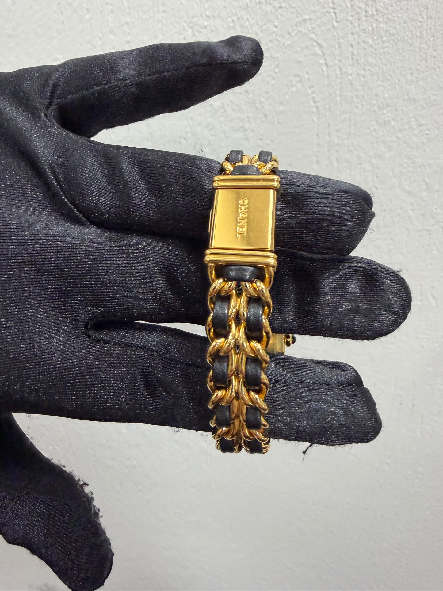Chanel Premiere L Black Dial on Gold Plated & Leather Ref. H0001 — view 3