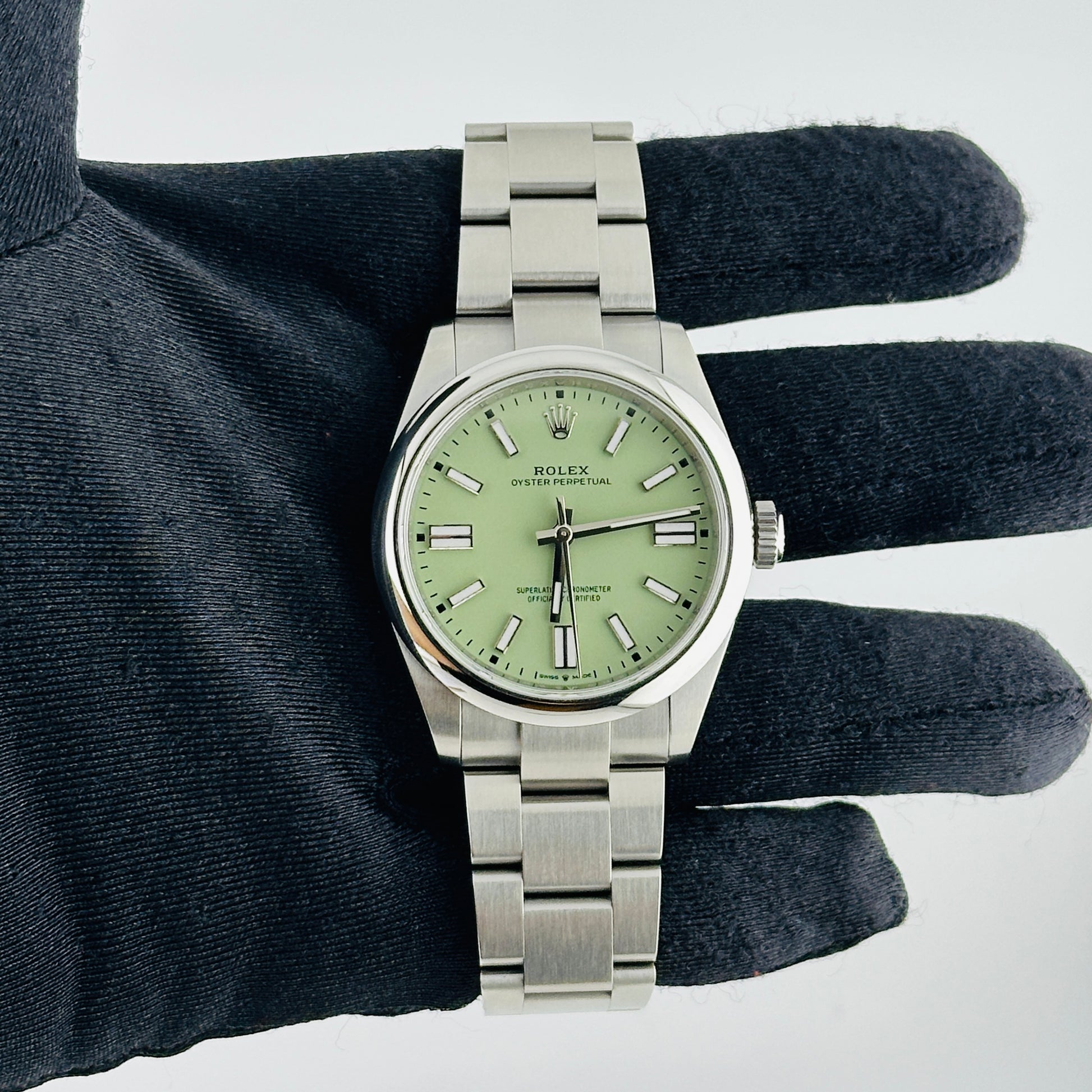 Rolex Oyster Perpetual Pistachio Dial on Oyster Bracelet Ref. 134300 Card 2025 — view 2