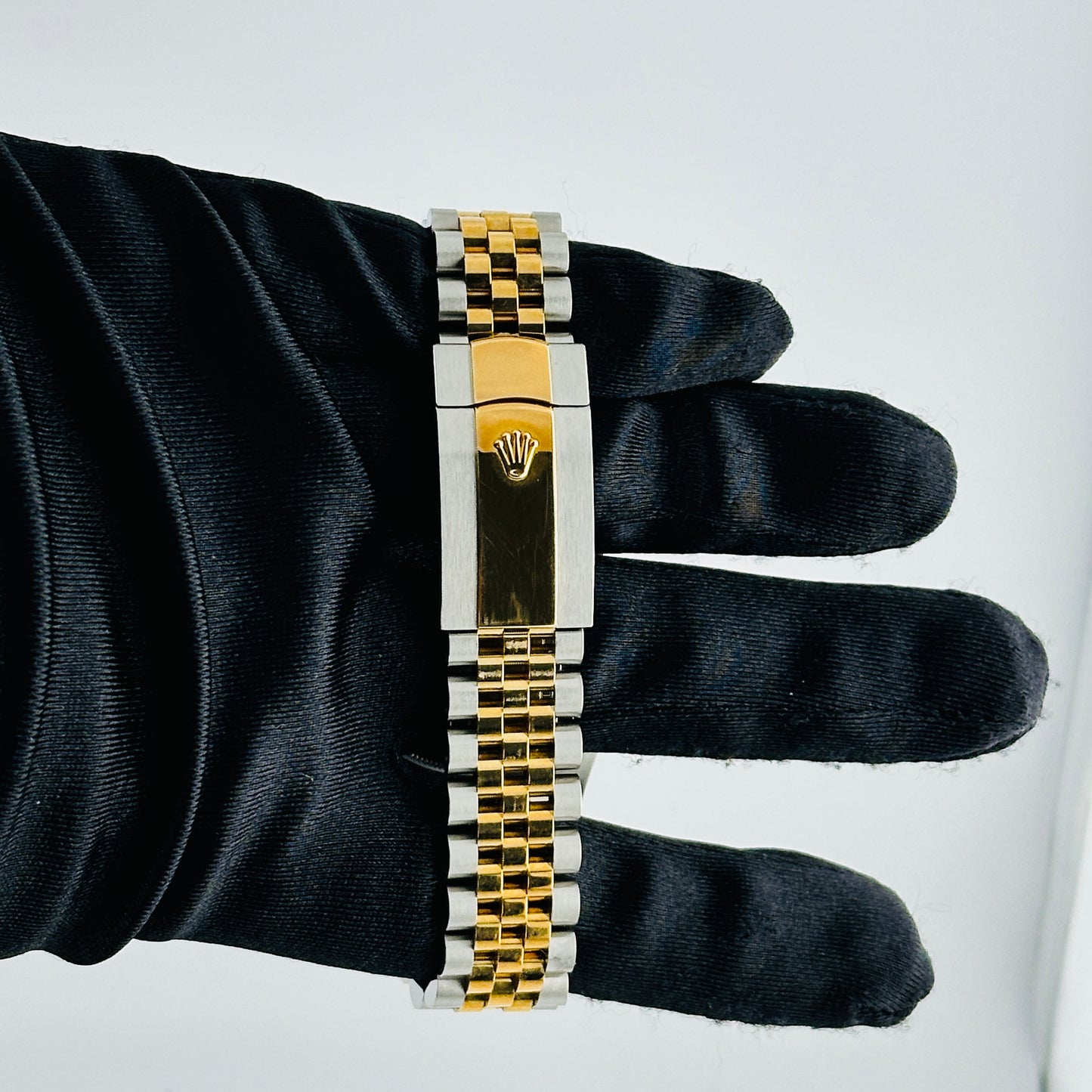 Rolex Datejust White Index Dial on D Link Jubilee Ref. 126333 Card 2023 — view 4