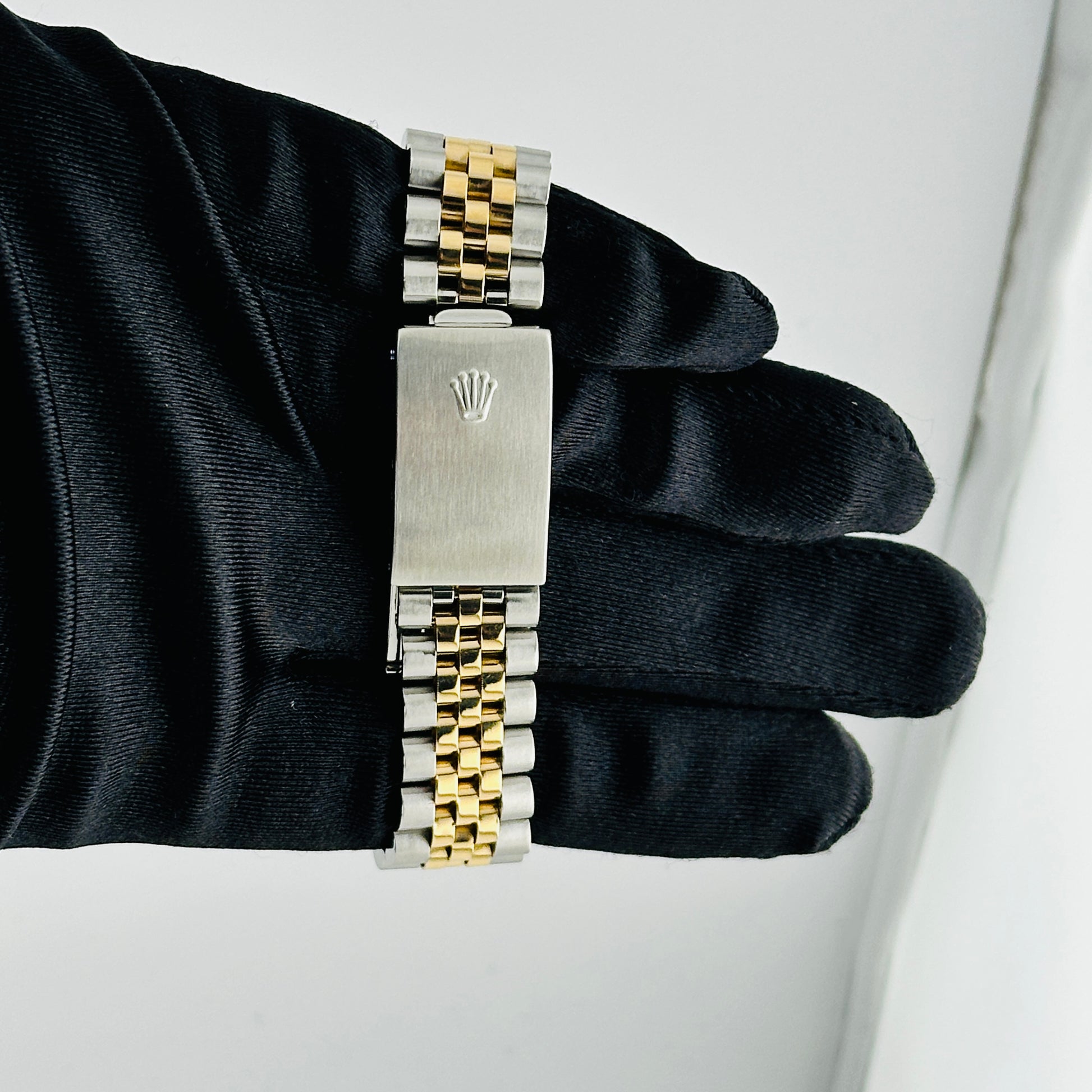 Rolex Datejust Champagne Stick Dial on D Link Jubilee Ref. 16233 2000 — view 2
