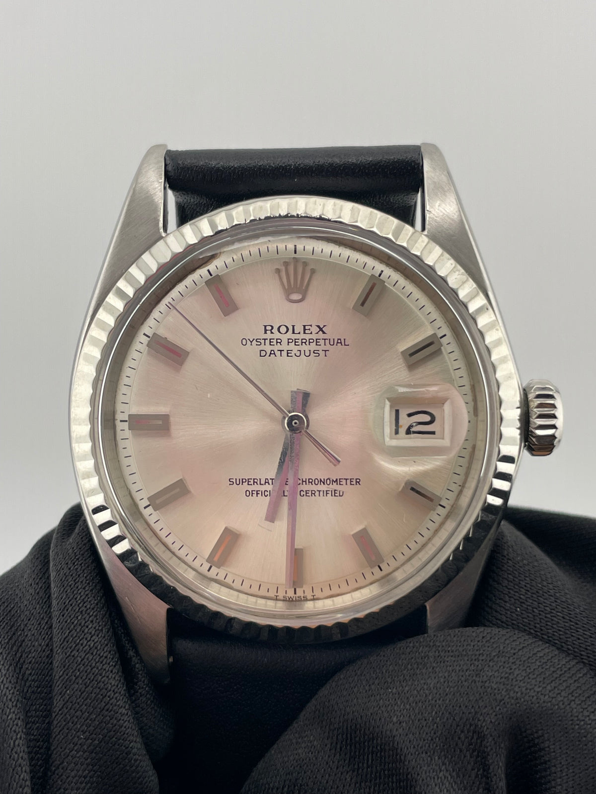 Rolex Datejust 36 Silver Stick Dial on Generic Black Leather Strap Ref. 1601 — view 3