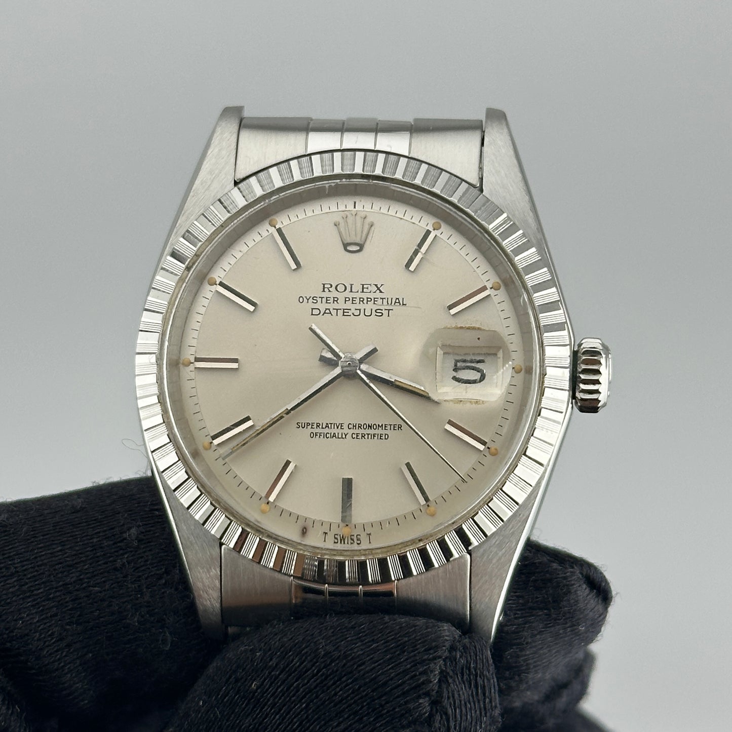 Rolex Datejust Silver Stick Dial on D Link Jubilee Bracelet Ref. 1603 1975 — view 2