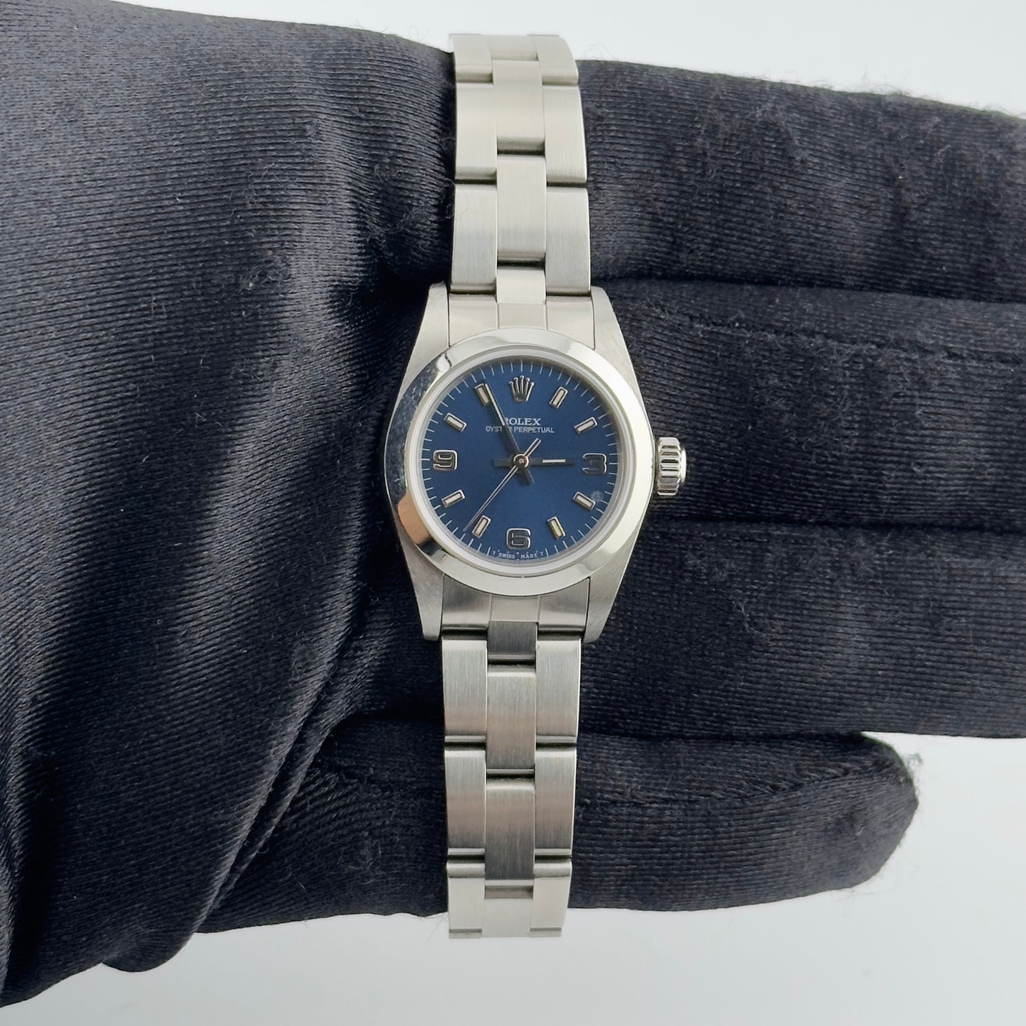 Rolex Oyster perpetual Blue Dial on Oyster Ref. 67180 Papers 1997 — view 2