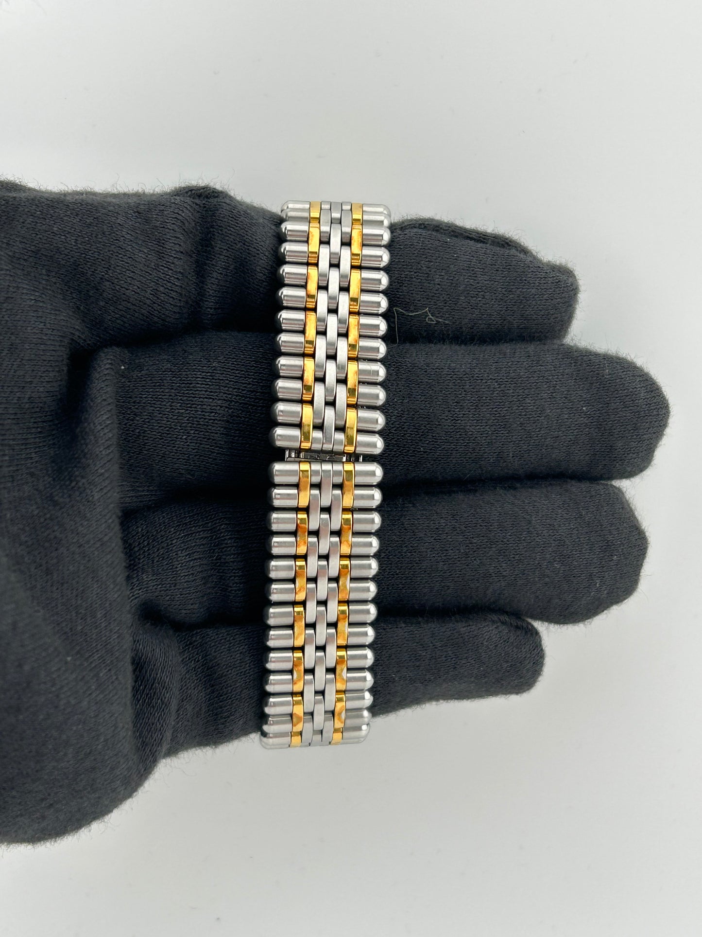 Cartier Montres 21 Must de Cartier Silver Dial on Stainless Steel & Yellow Gold Ref. 1340 Papers 1988 — view 3
