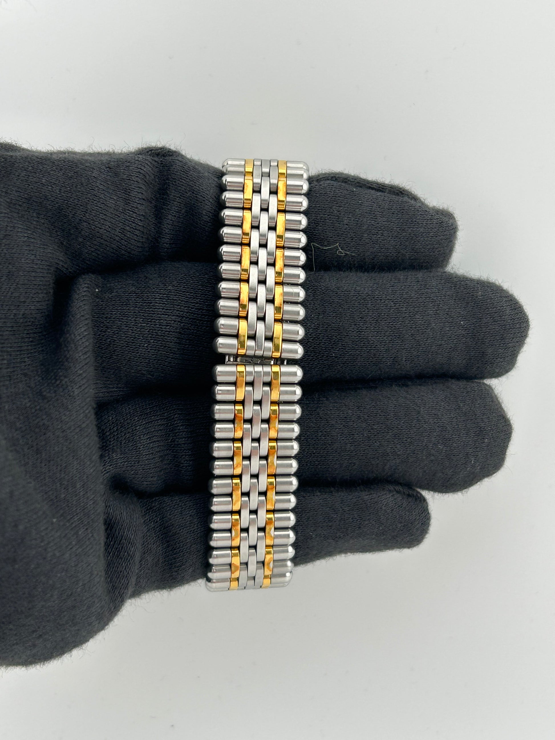 Cartier Montres 21 Must de Cartier Silver Dial on Stainless Steel & Yellow Gold Ref. 1340 Papers 1988 — view 3