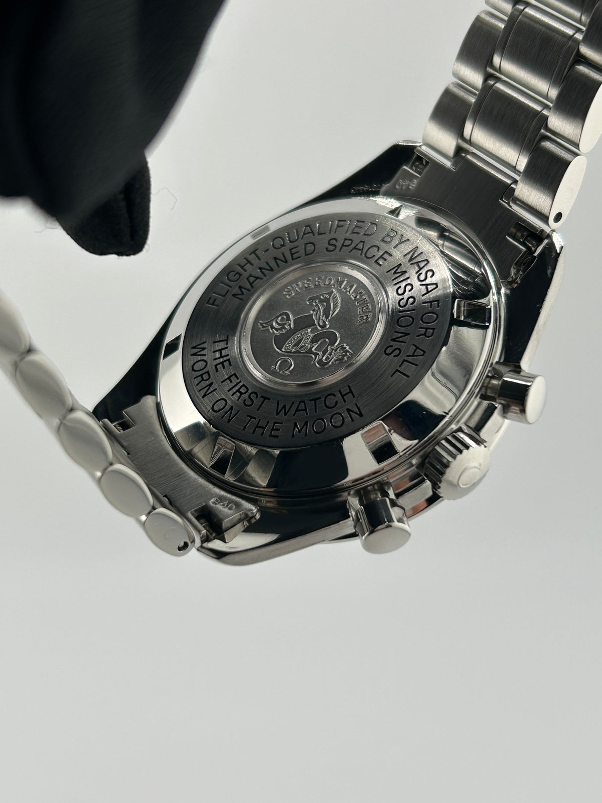 Omega Speedmaster Moonwatch Black Dial on Steel Ref. 3590.50.00 — view 7